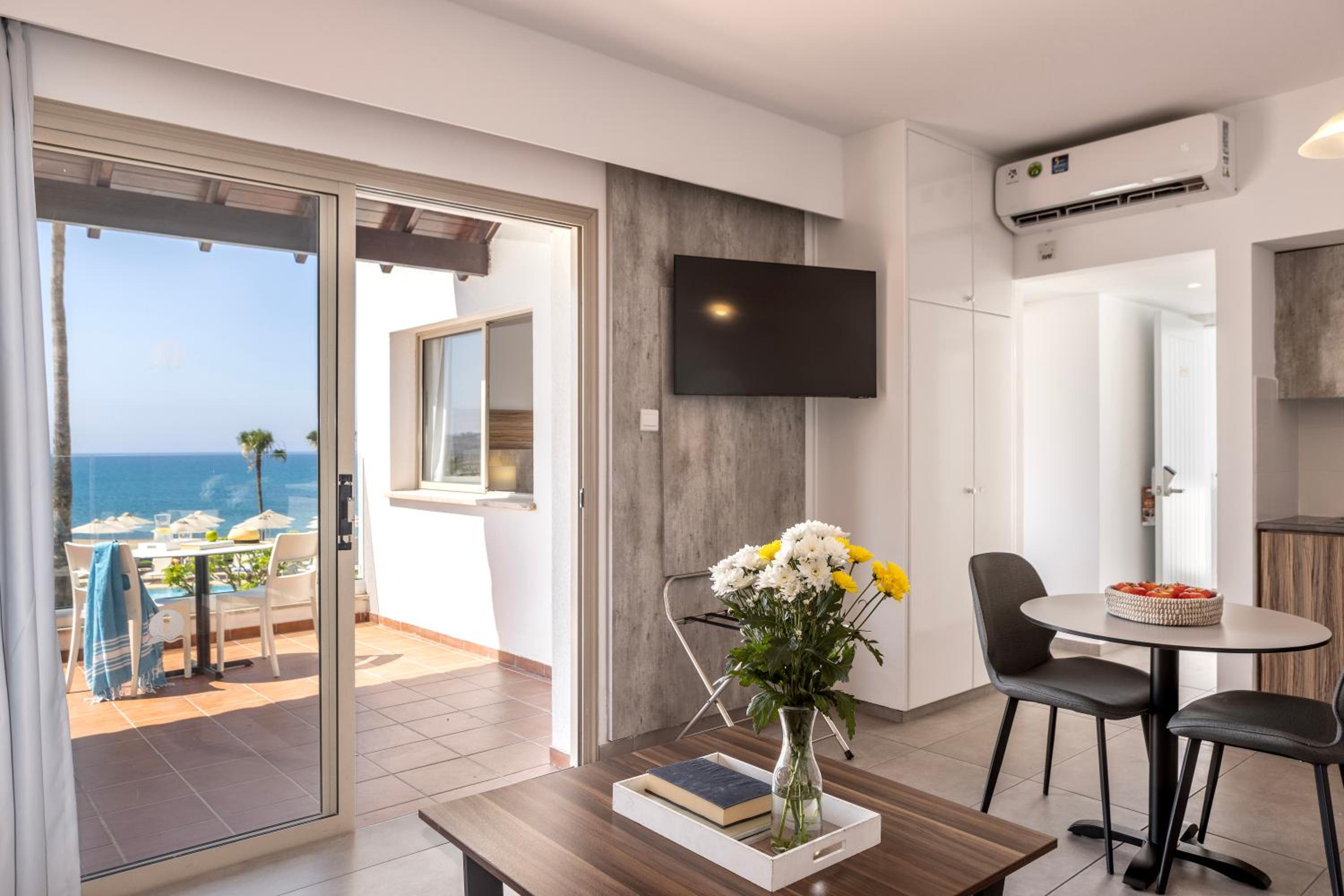 Suite with Sea View