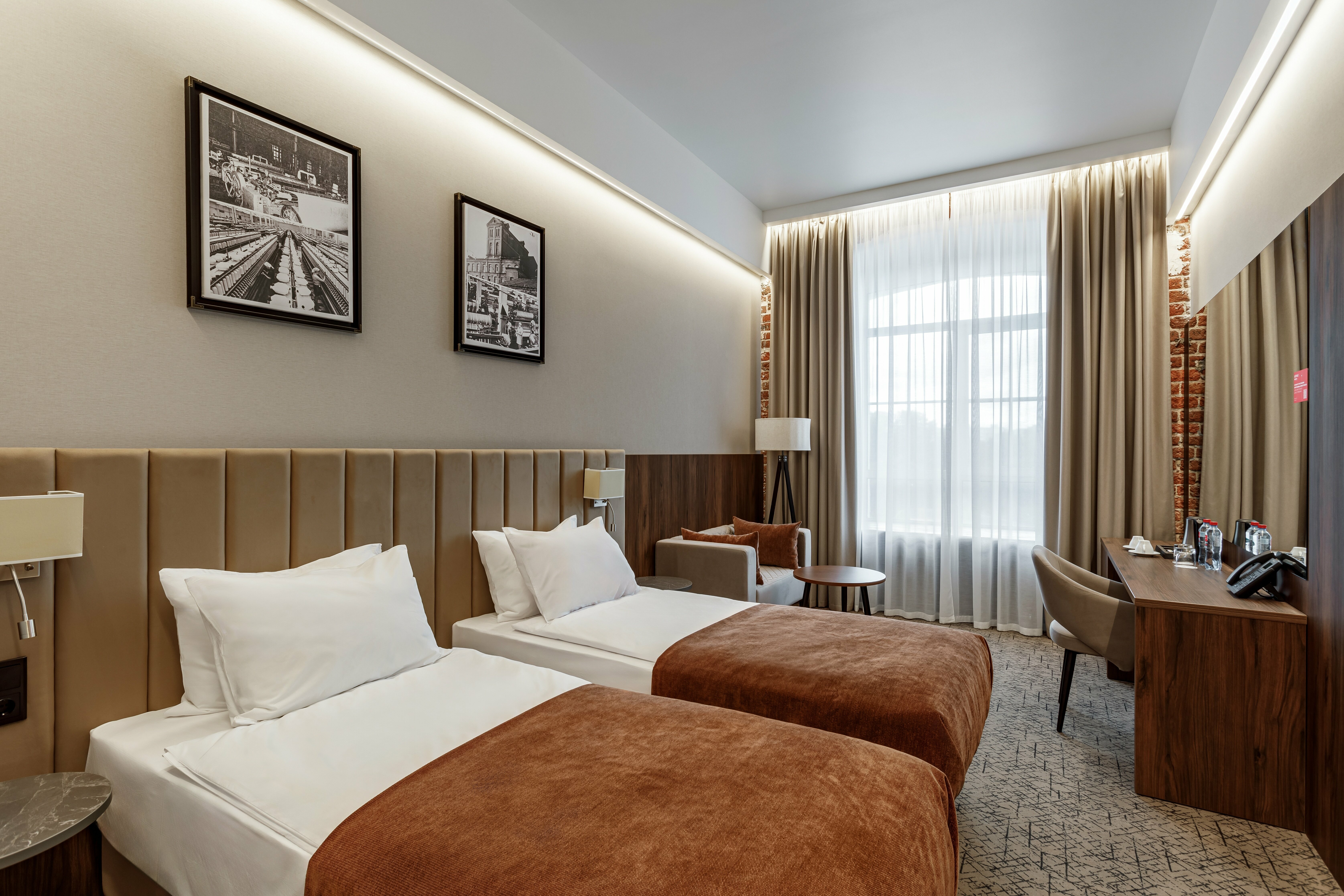 Улучшенный двухместный номер с 2 отдельными кроватями