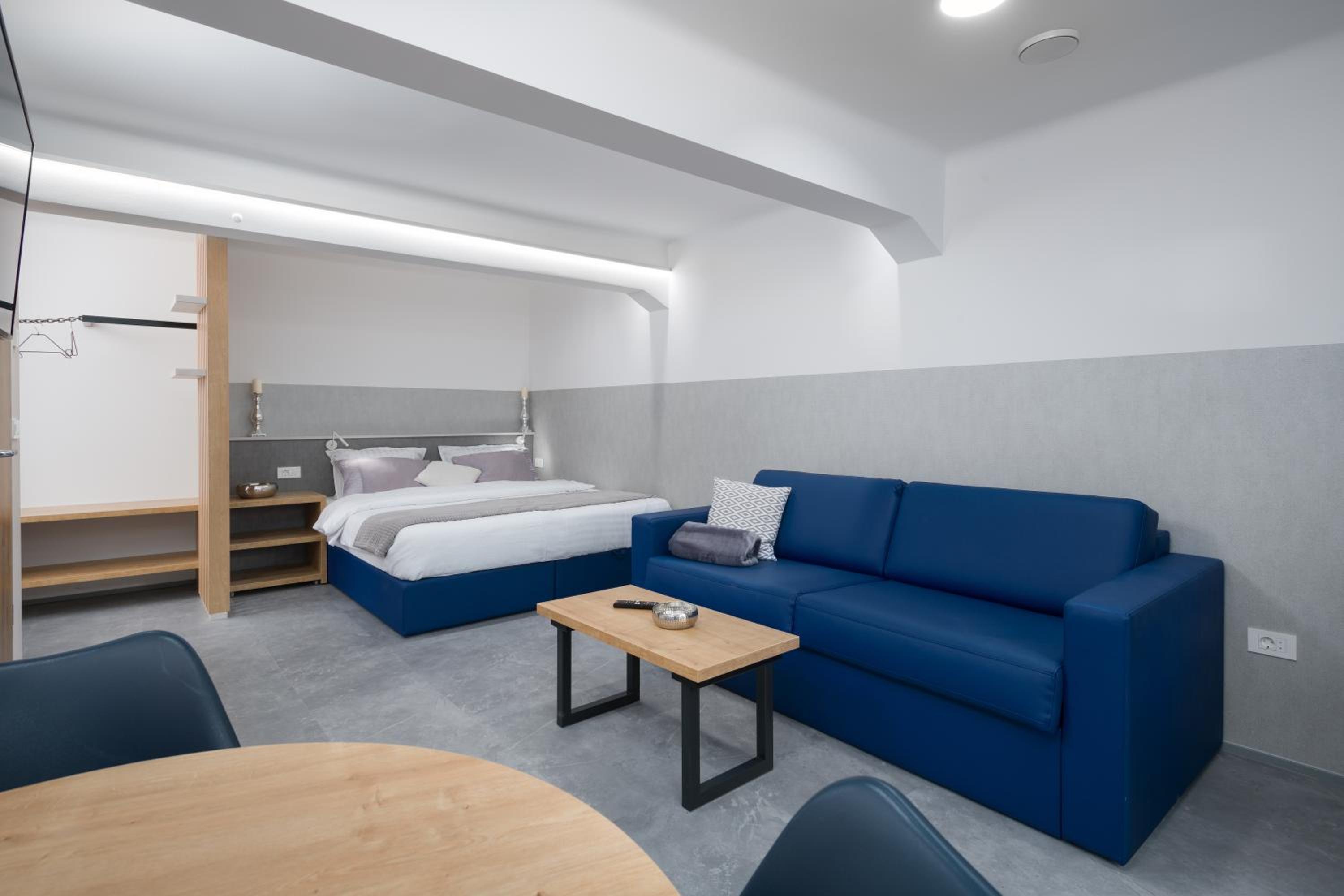 Premium Studio with Terrace (#2)