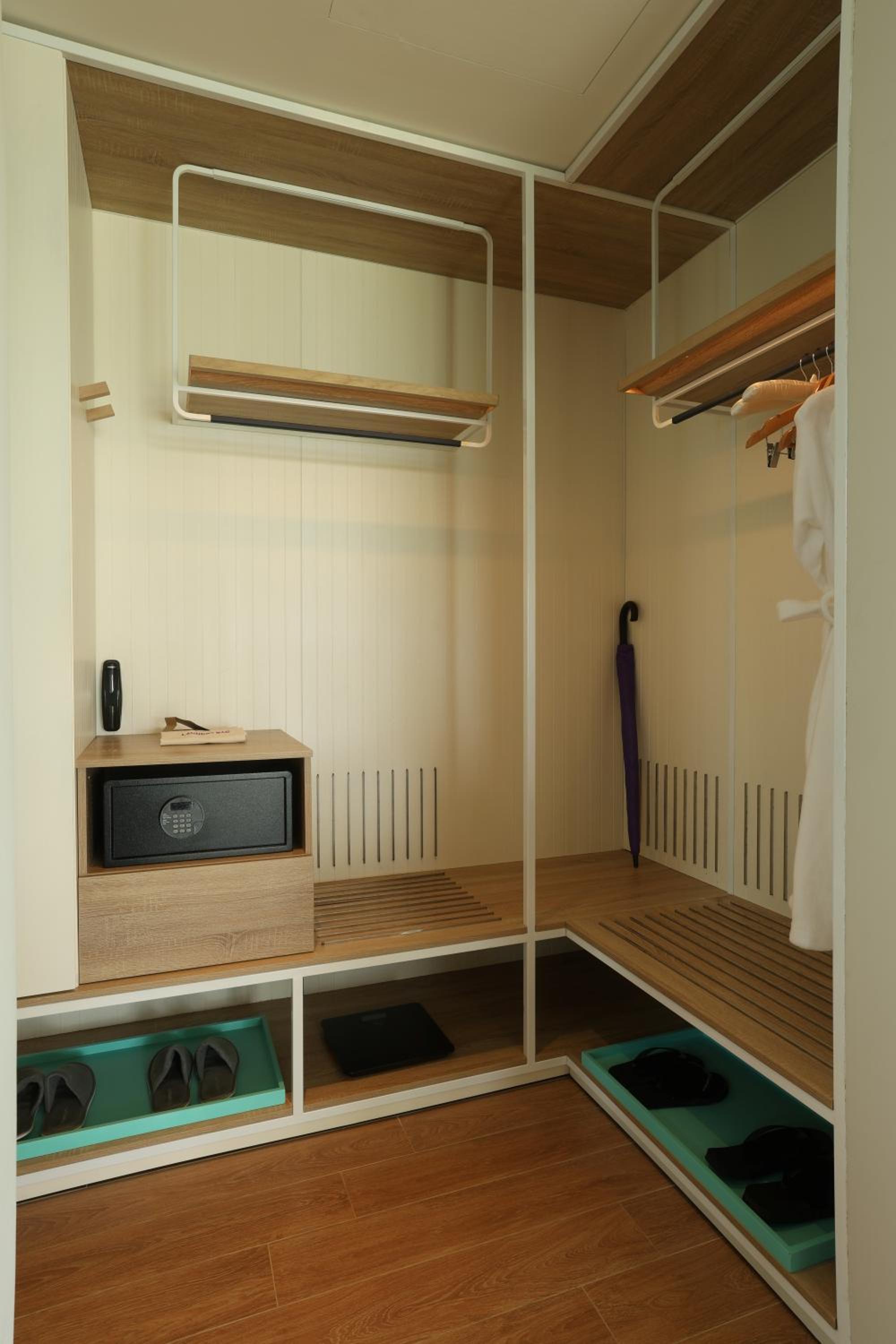 TTC Beachfront Oasis Villa with Terrace