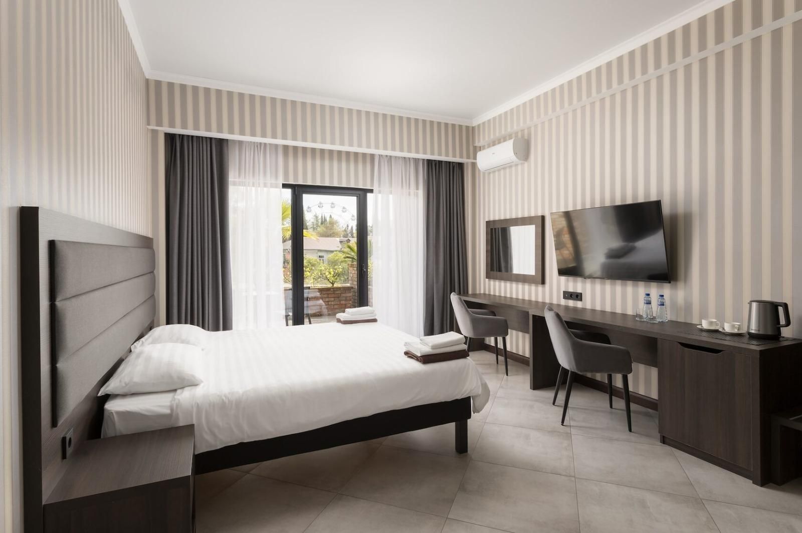 Семейный стандартный номер с террасой