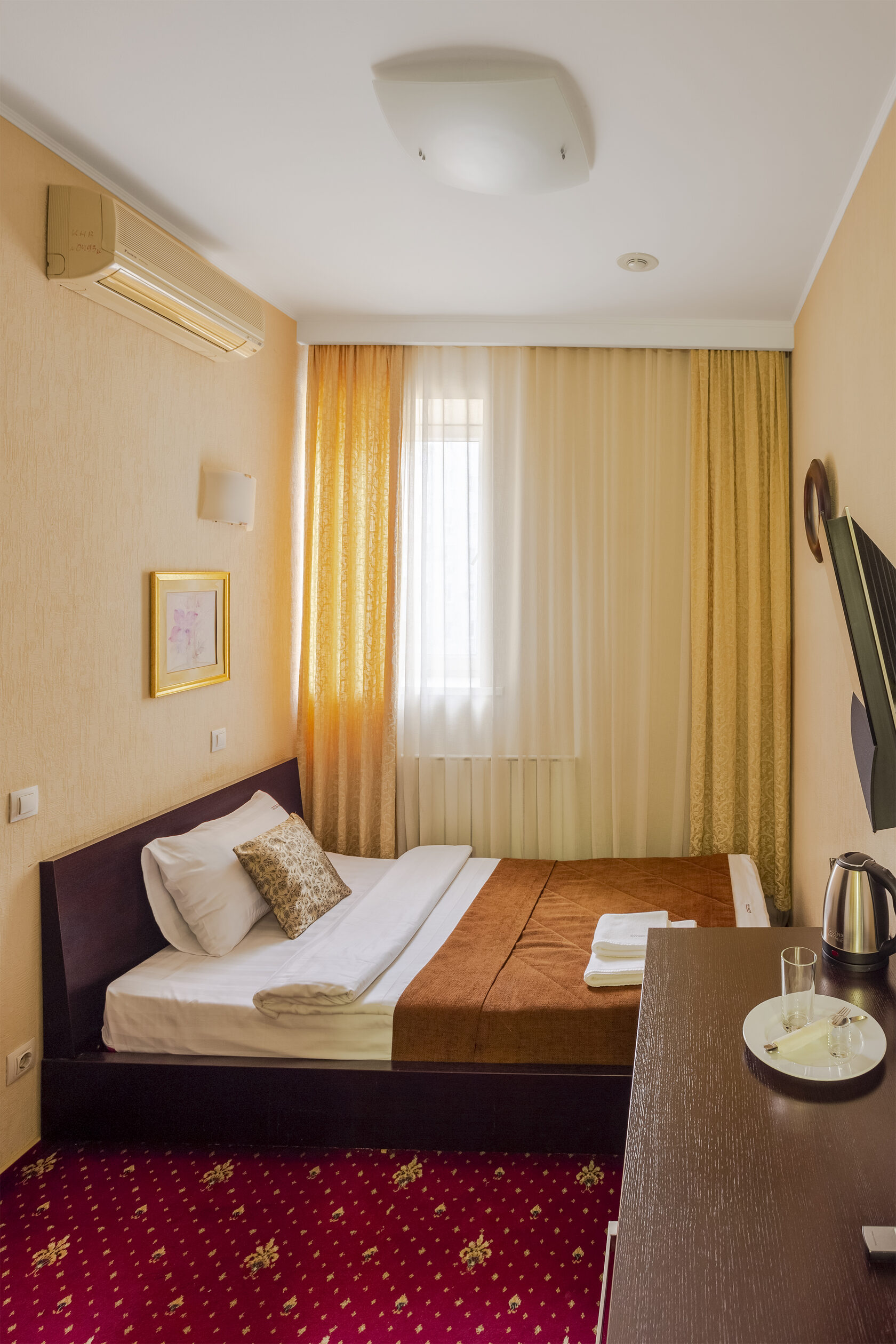 Стандартный номер с кроватью размера «king-size»