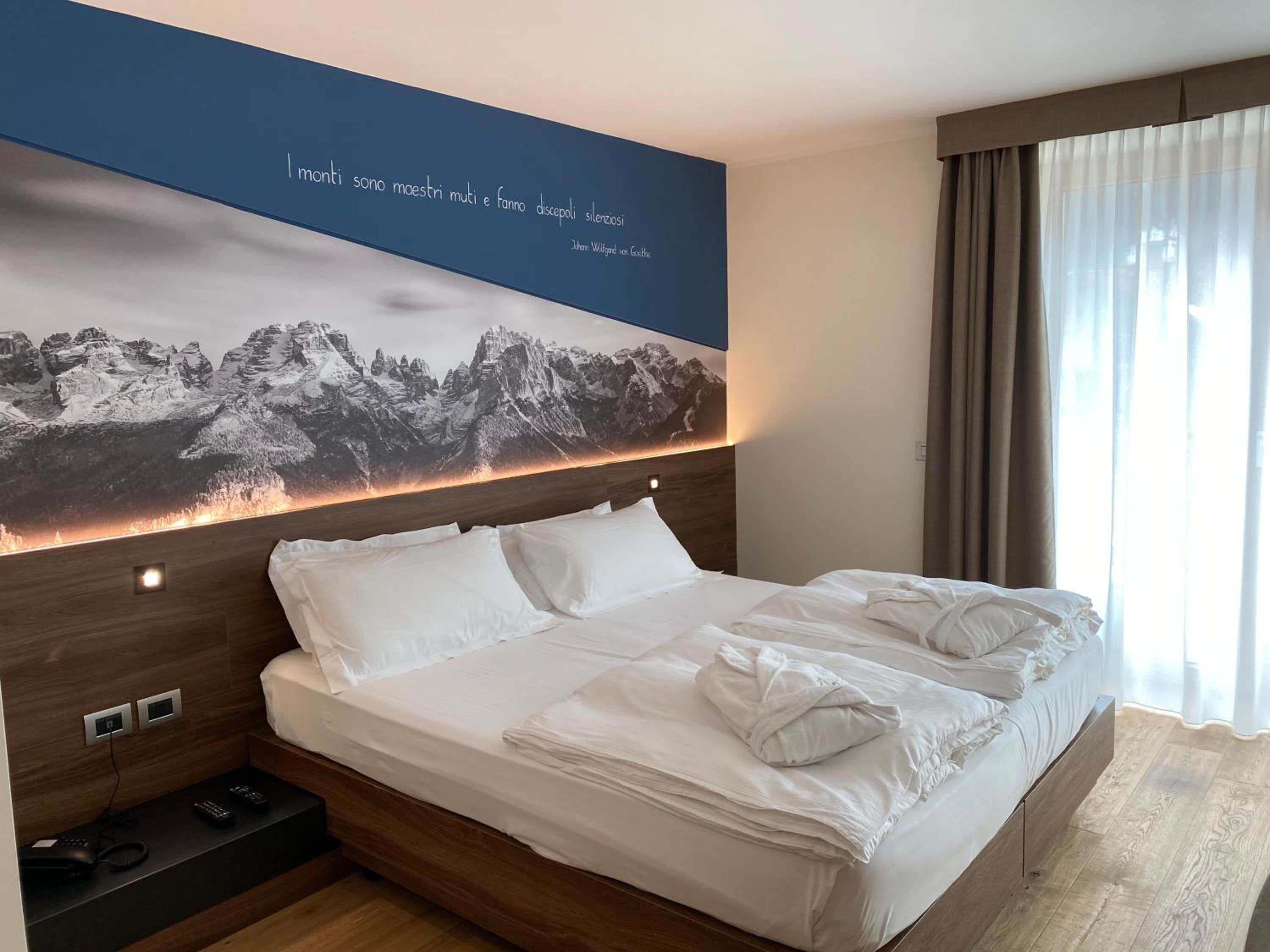 Junior Suite with Balcony