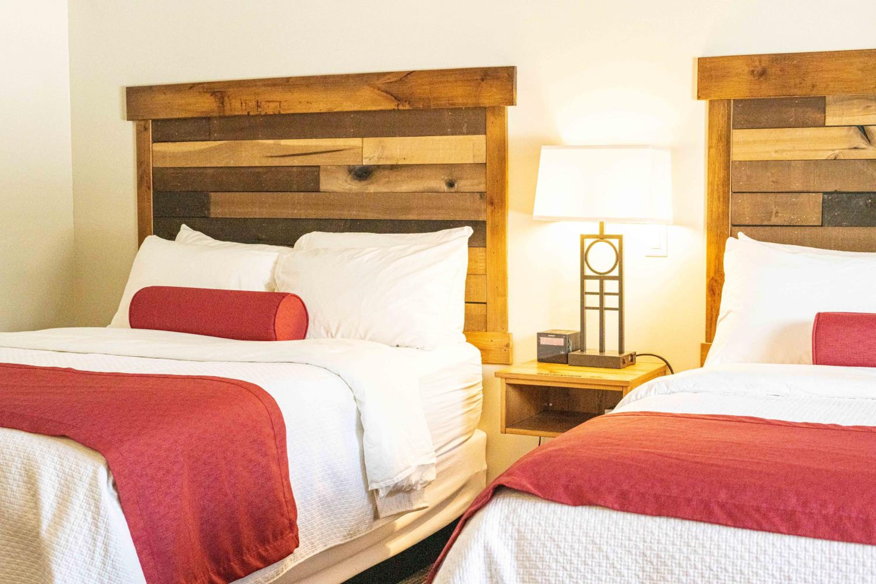 Deluxe Double Room with Two Queen Beds