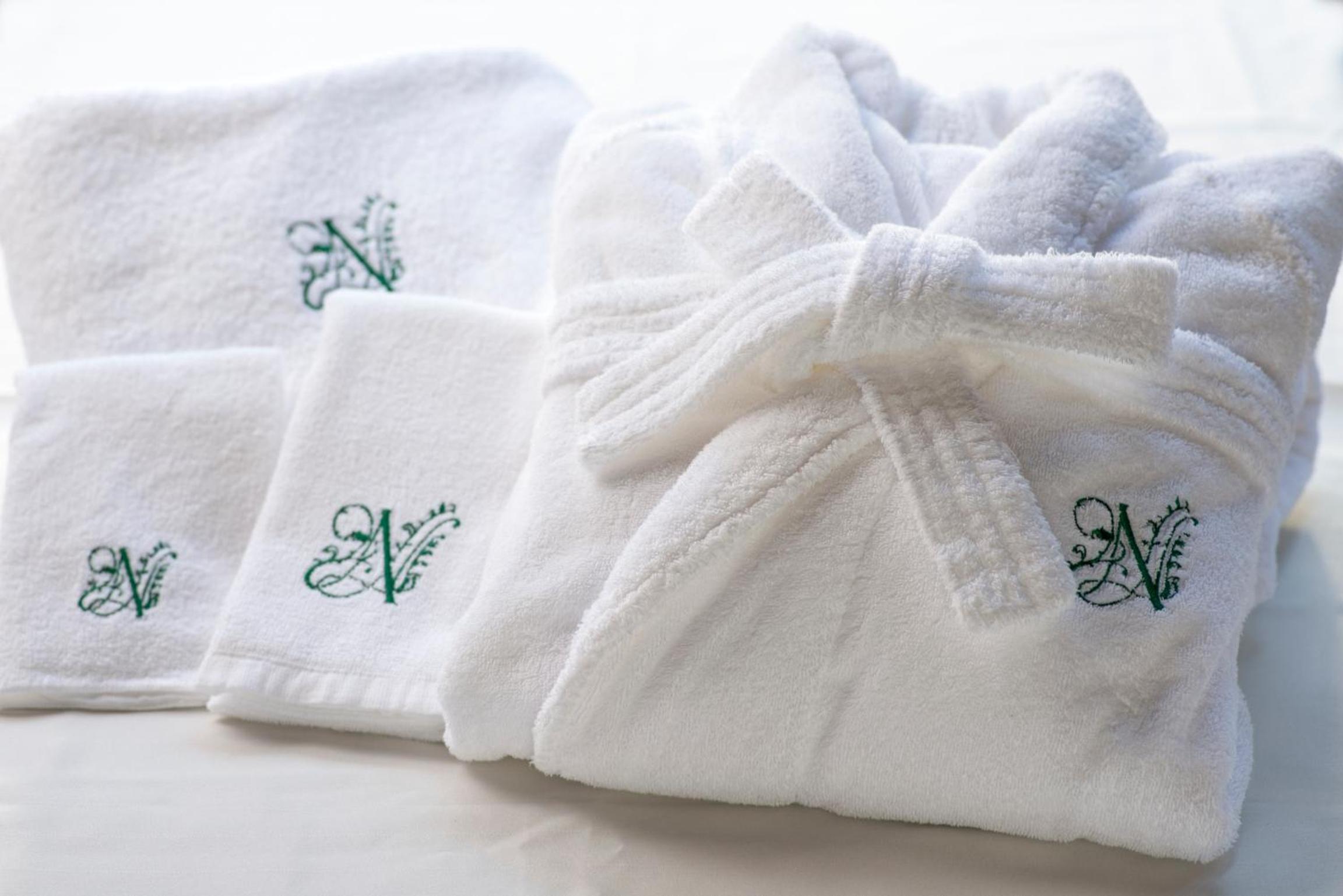 Cottage with Forest View