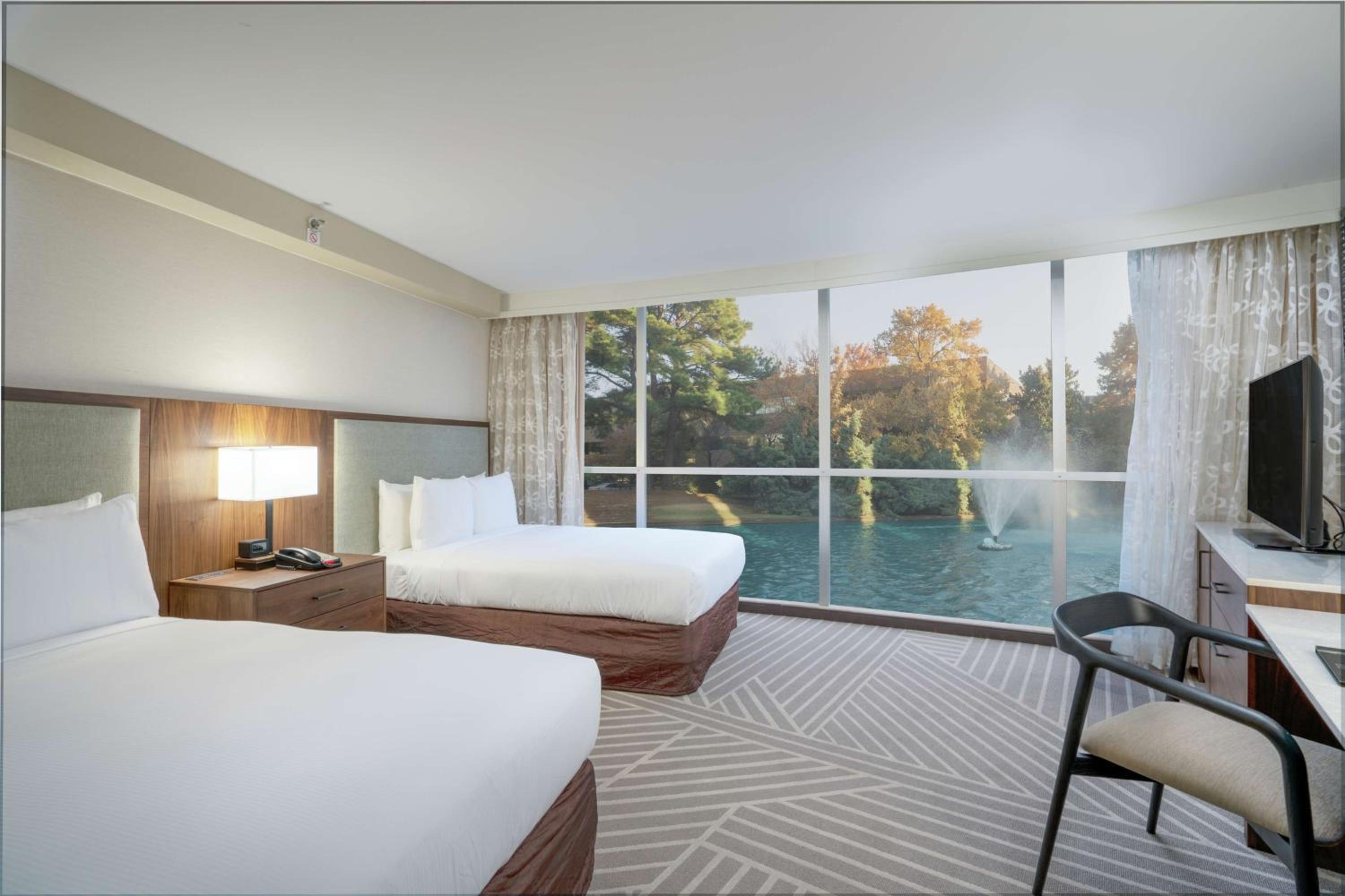 Deluxe Double Room with Two Double Beds and Roll-In Shower - Disability Access