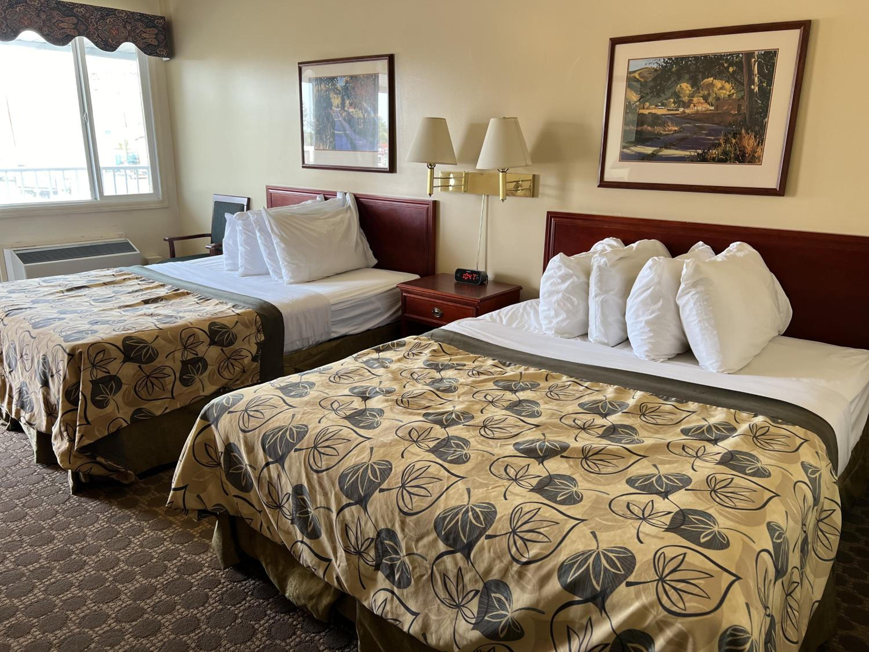 Queen Room with Two Queen Beds