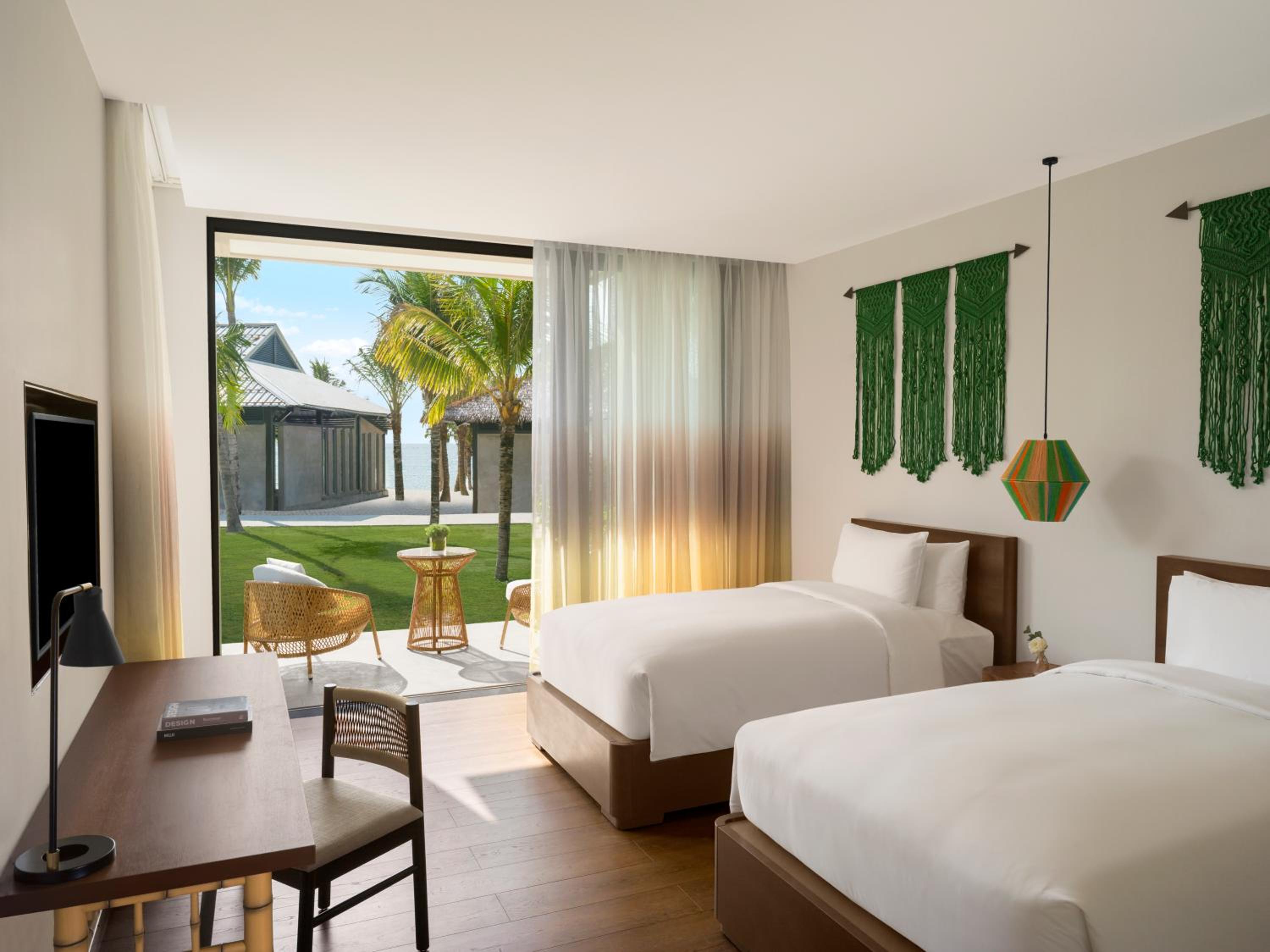 Beachfront Pool Villa