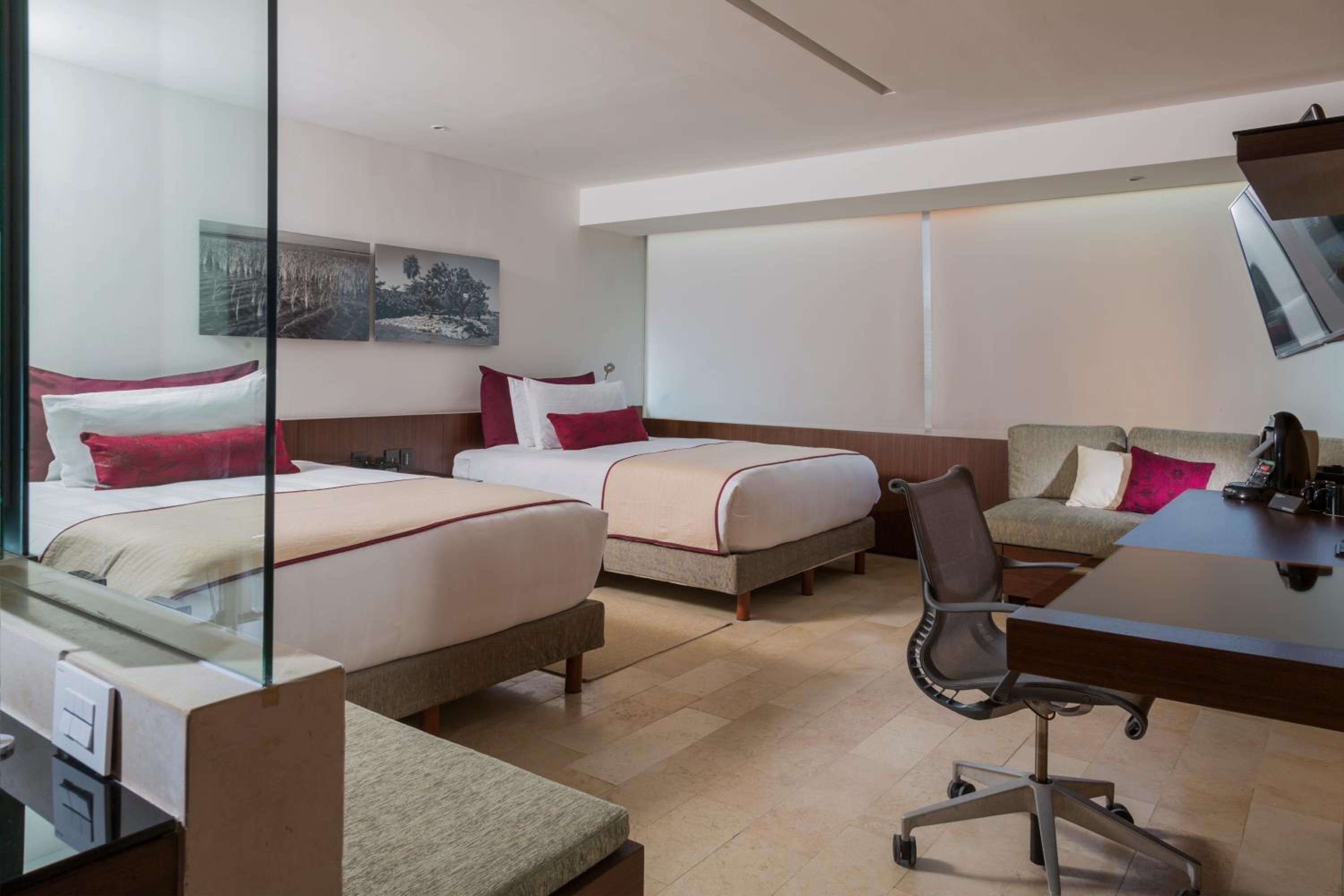 Classic Queen Room with Two Queen Beds and Ocean View