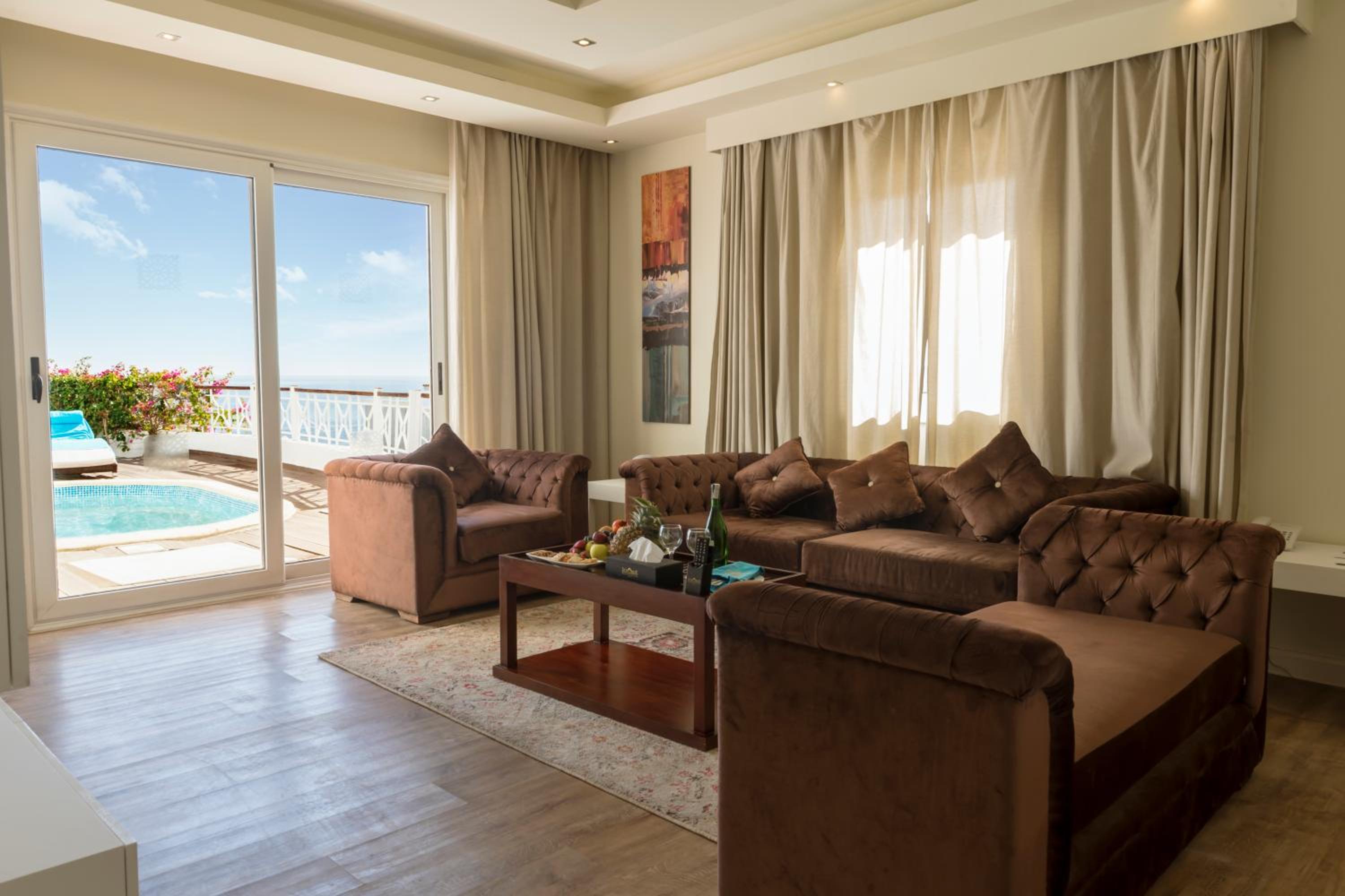 Executive Suite- Posh Club