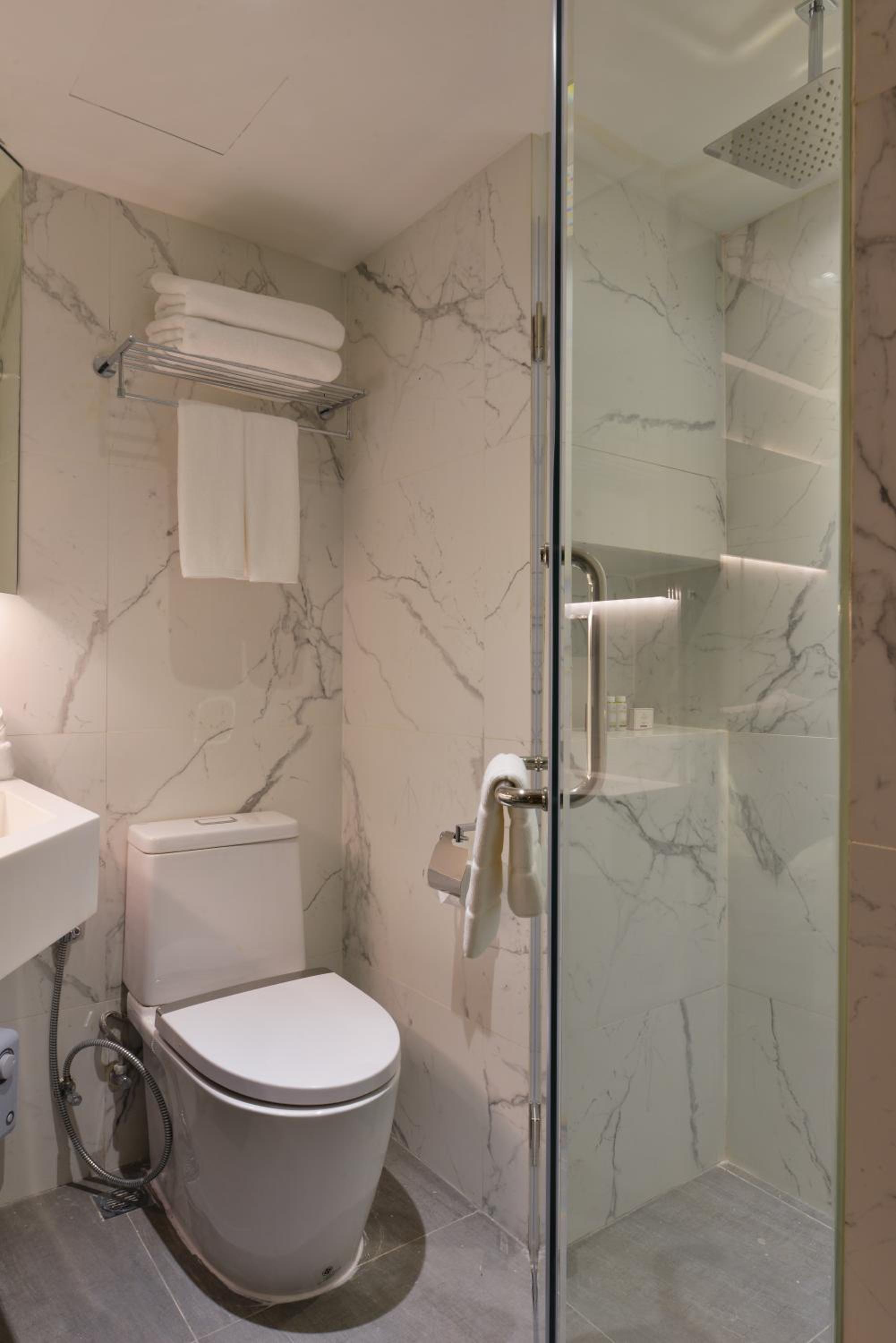 Superior Single Room ( No Window )