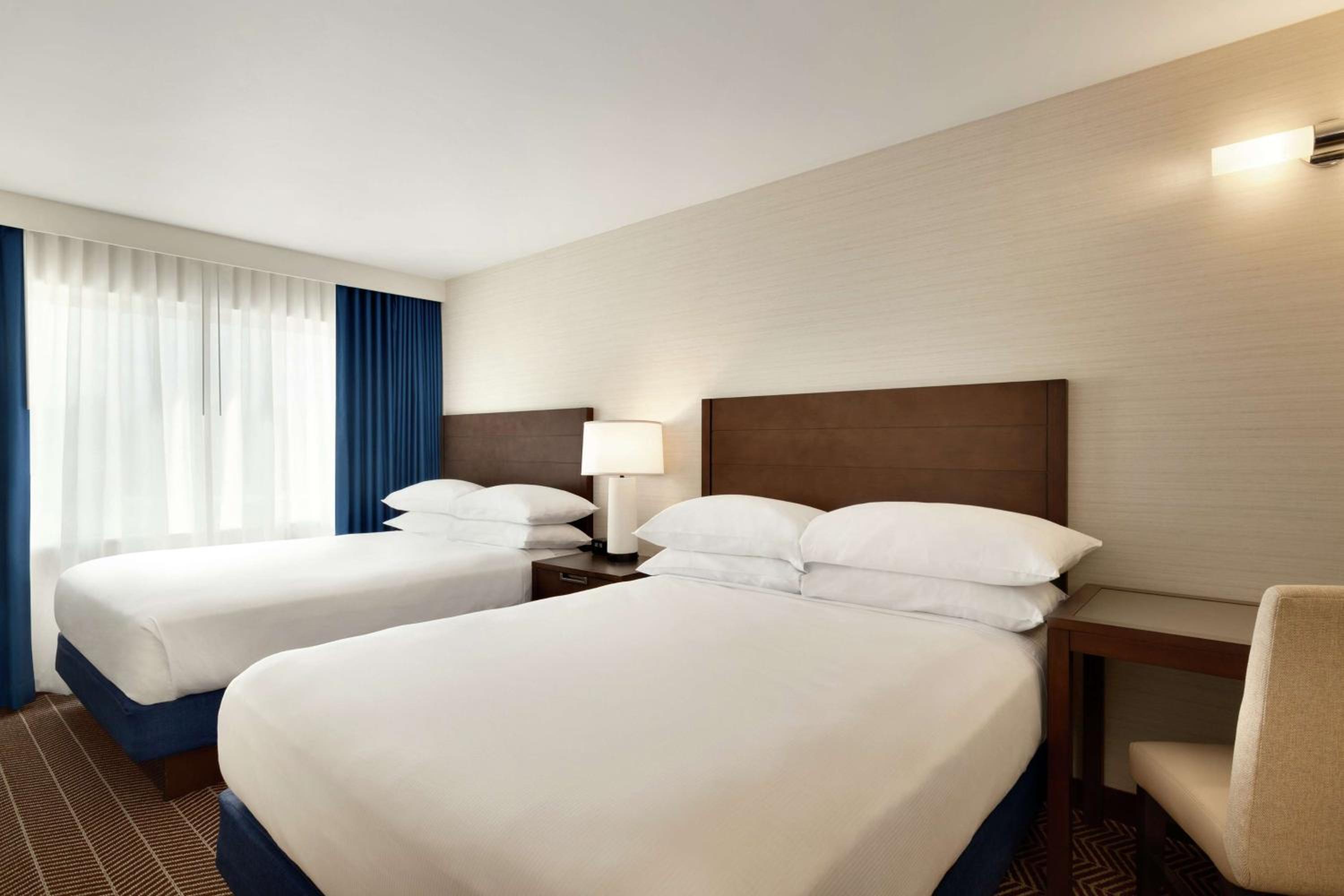 Premium Queen Suite with Two Queen Beds - Non-Smoking