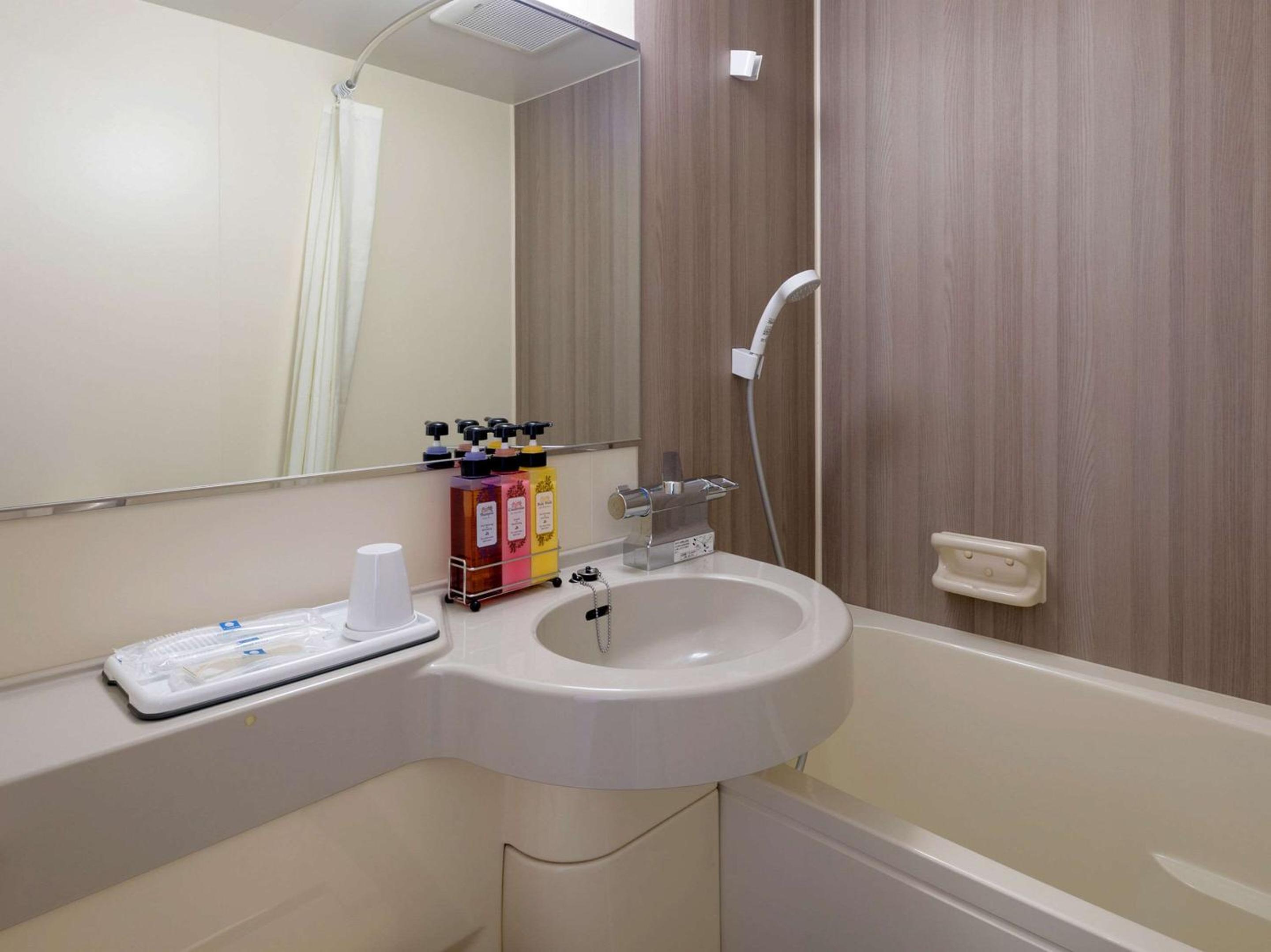 Twin Room - Non-Smoking