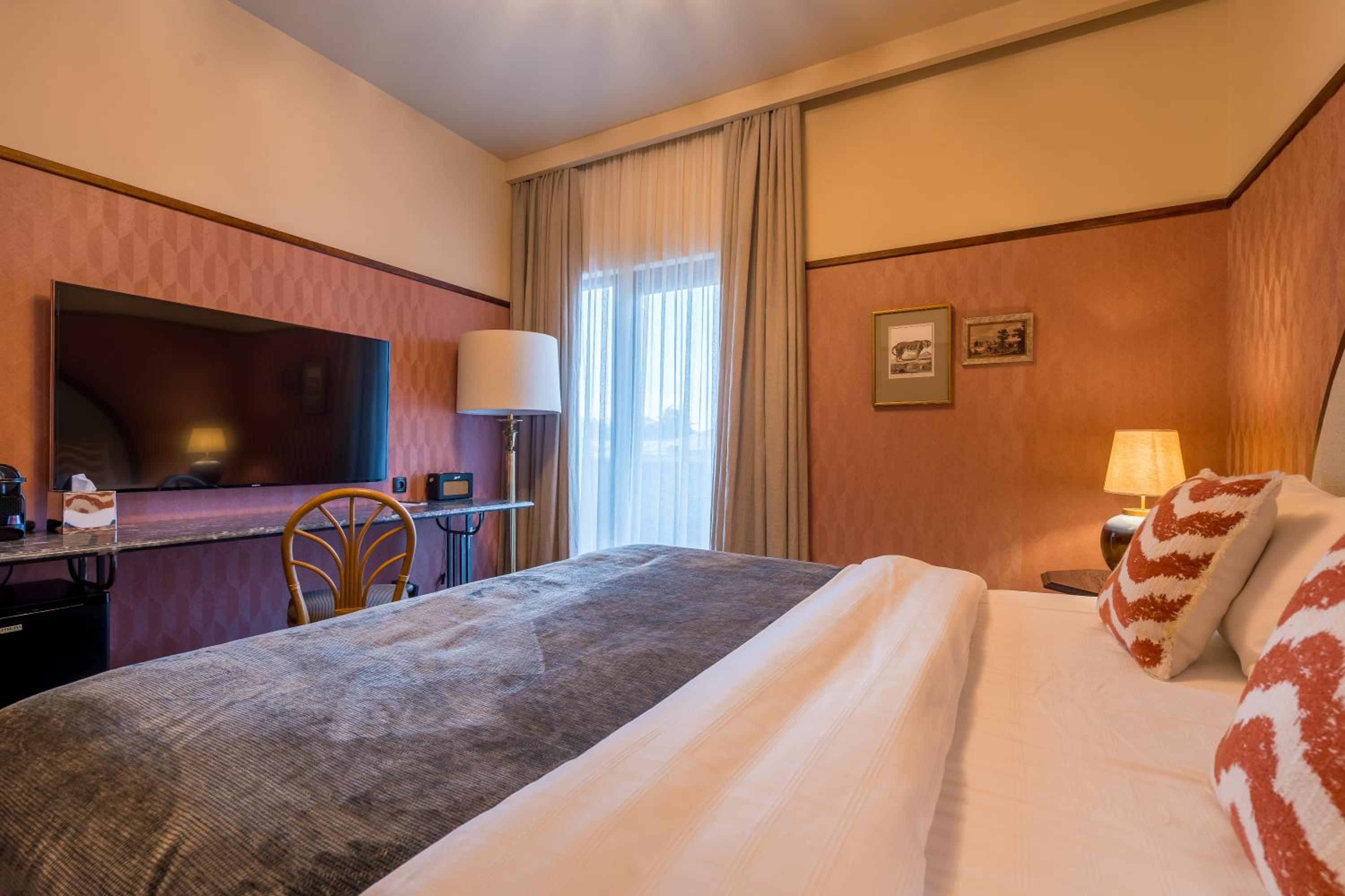 Deluxe Double Room with Balcony