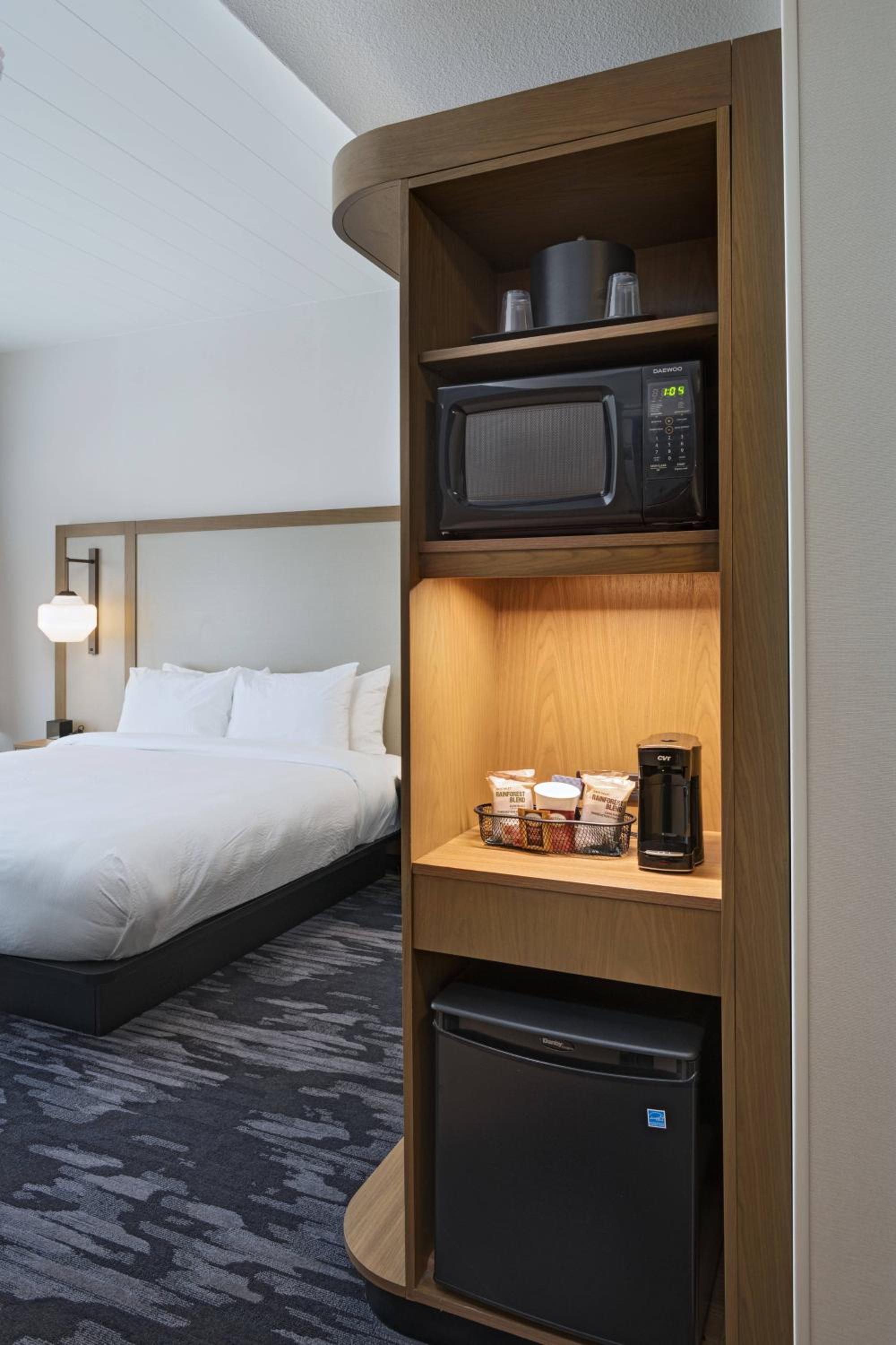 Suite, 1 King, Sofa bed