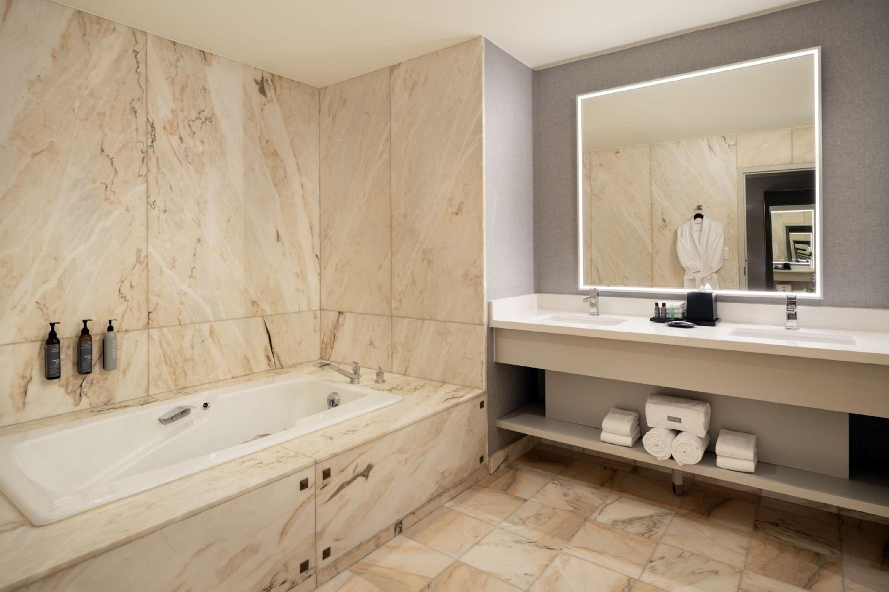 Luxury Suite, 1 Bedroom Suite, 1 King