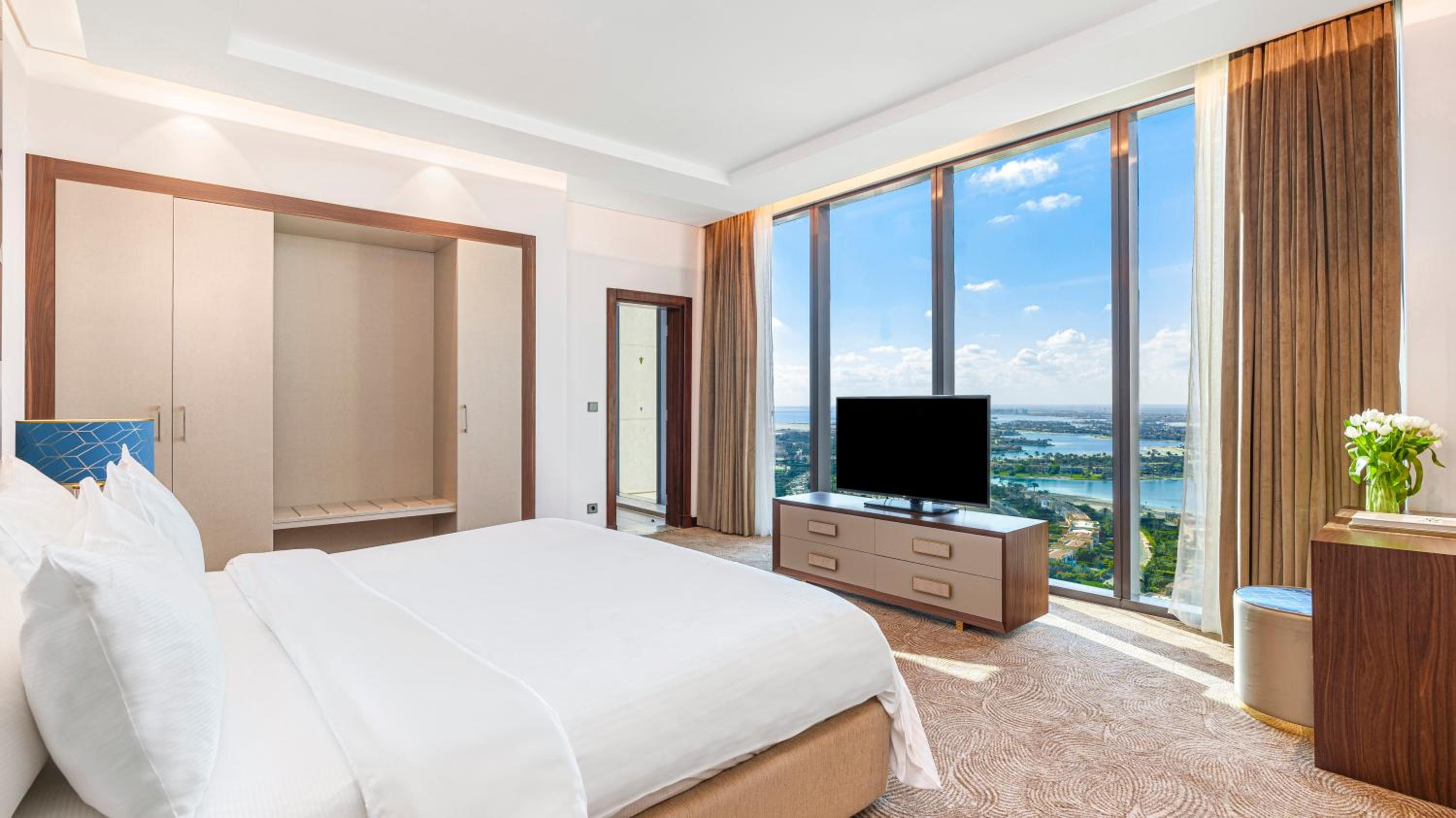 Premium Room Panoramic View