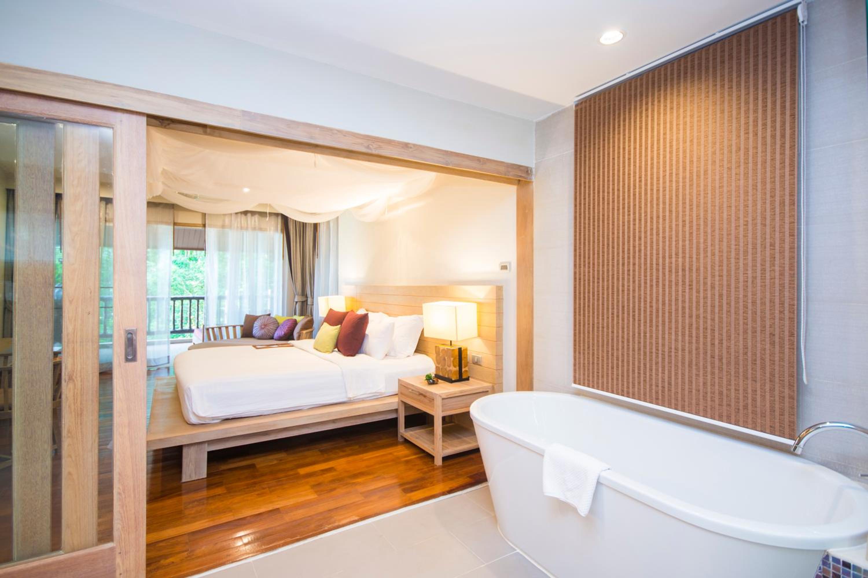 Grand Ocean Chalet Suite