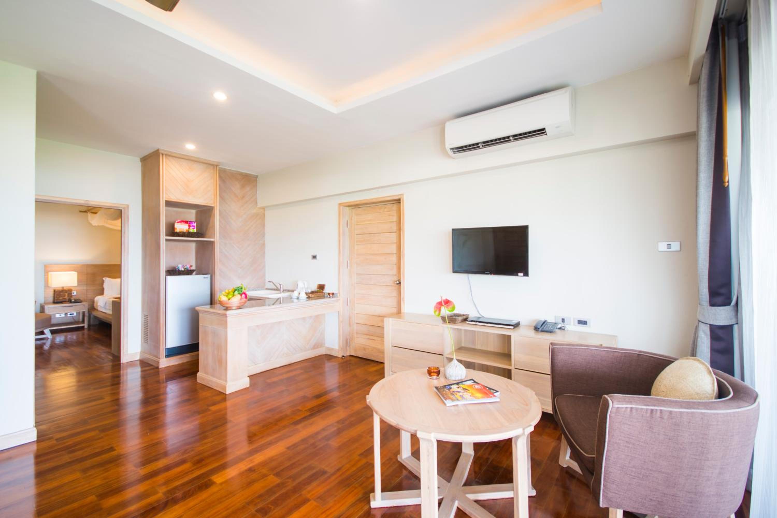 Grand Ocean Chalet Suite