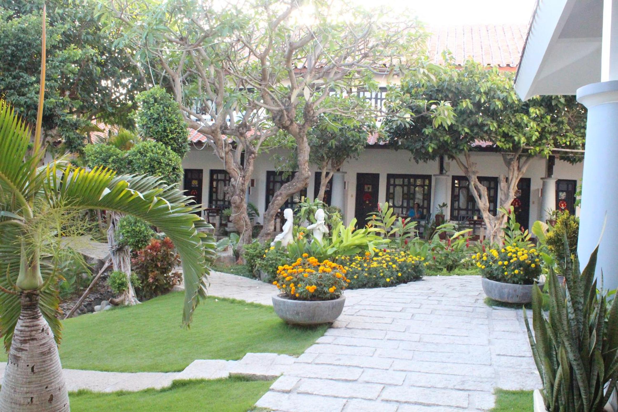 Superior Double or Twin Room with Garden View