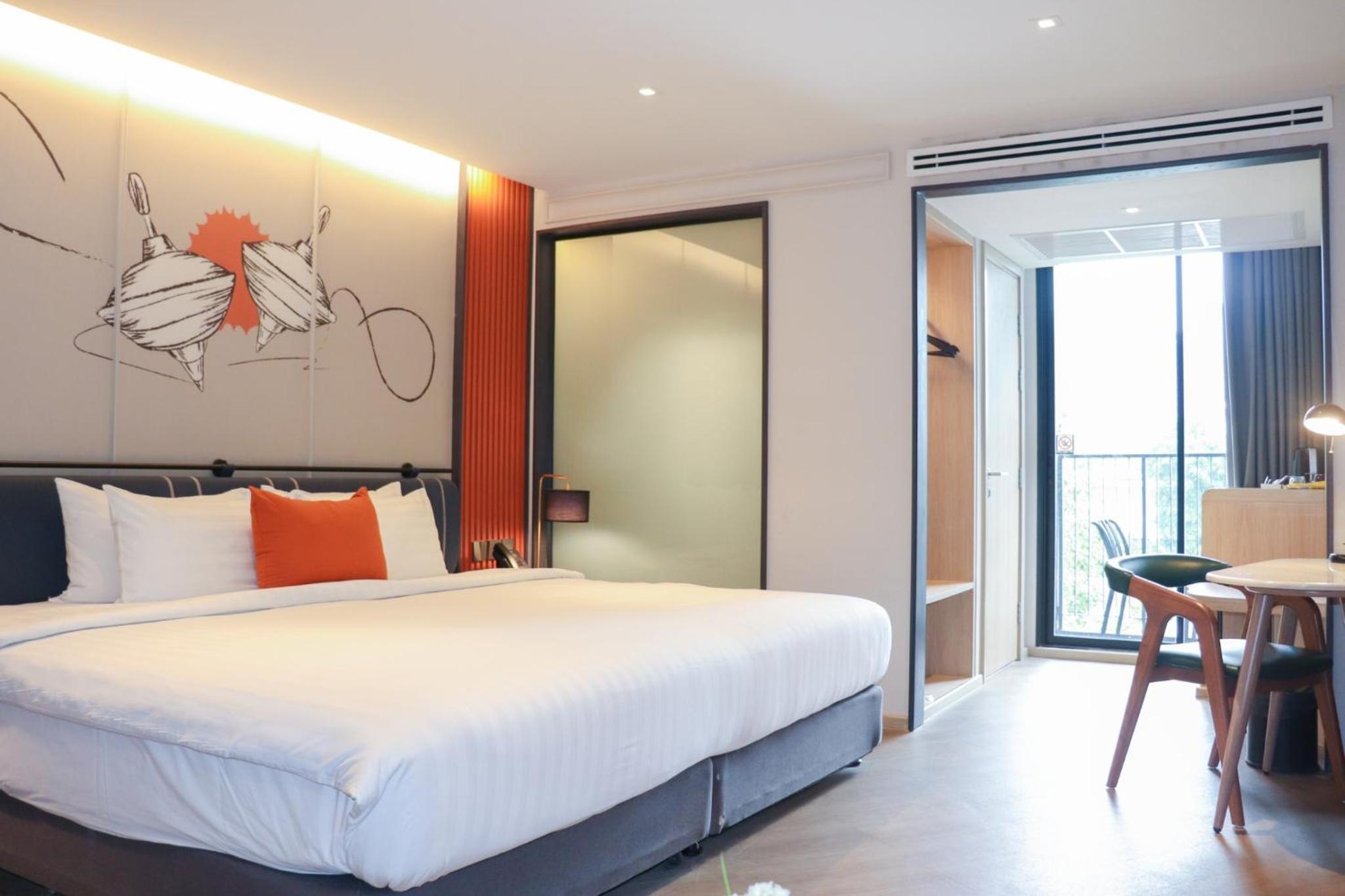 Deluxe Double Room with View