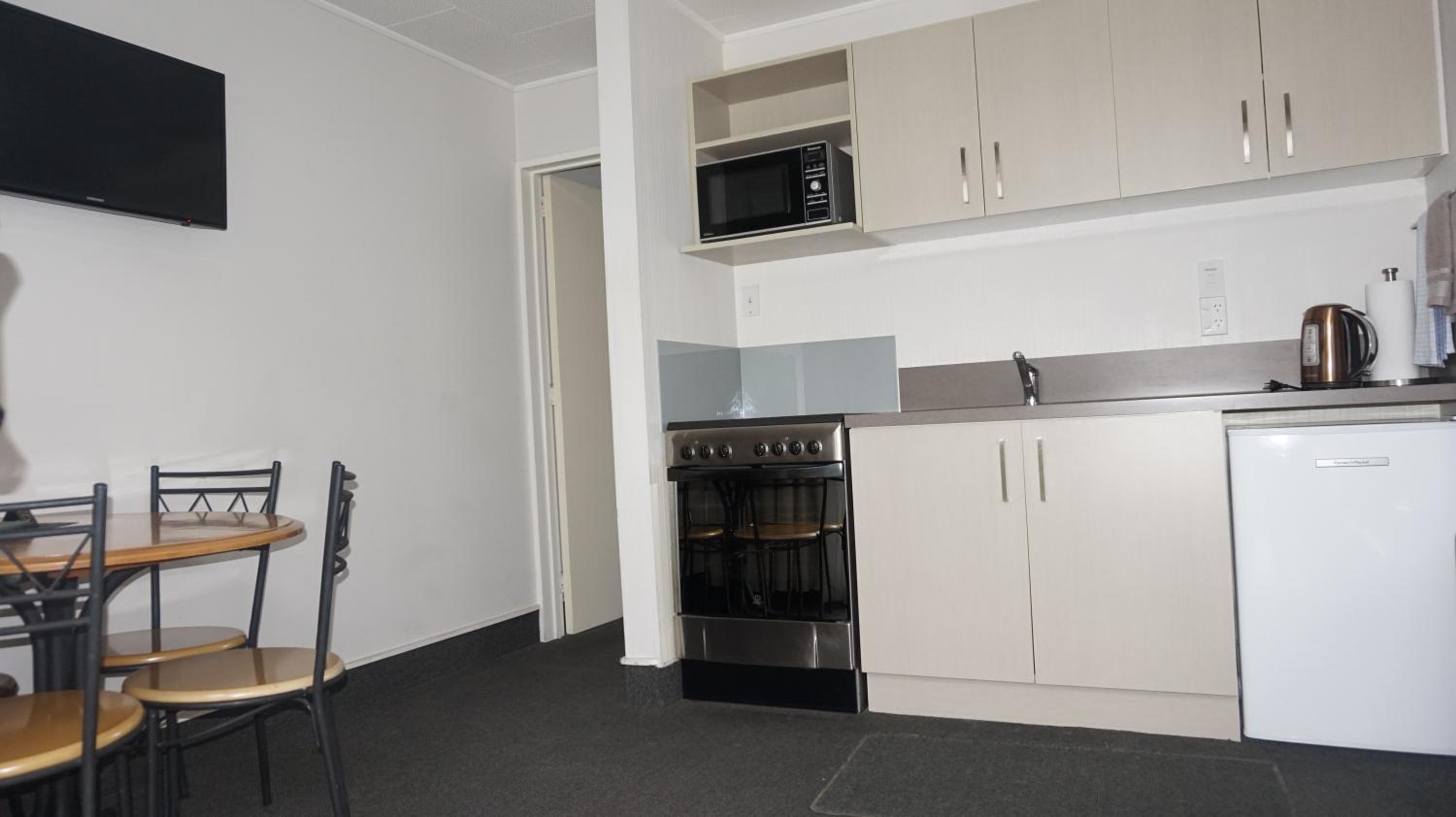 One-Bedroom Twin Apartment