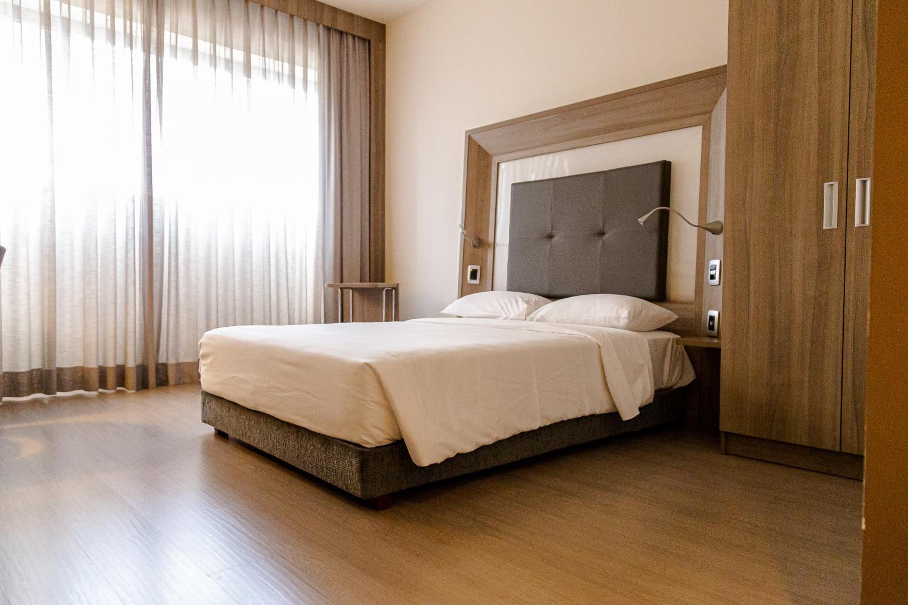 Standard Double Room - Disability Access