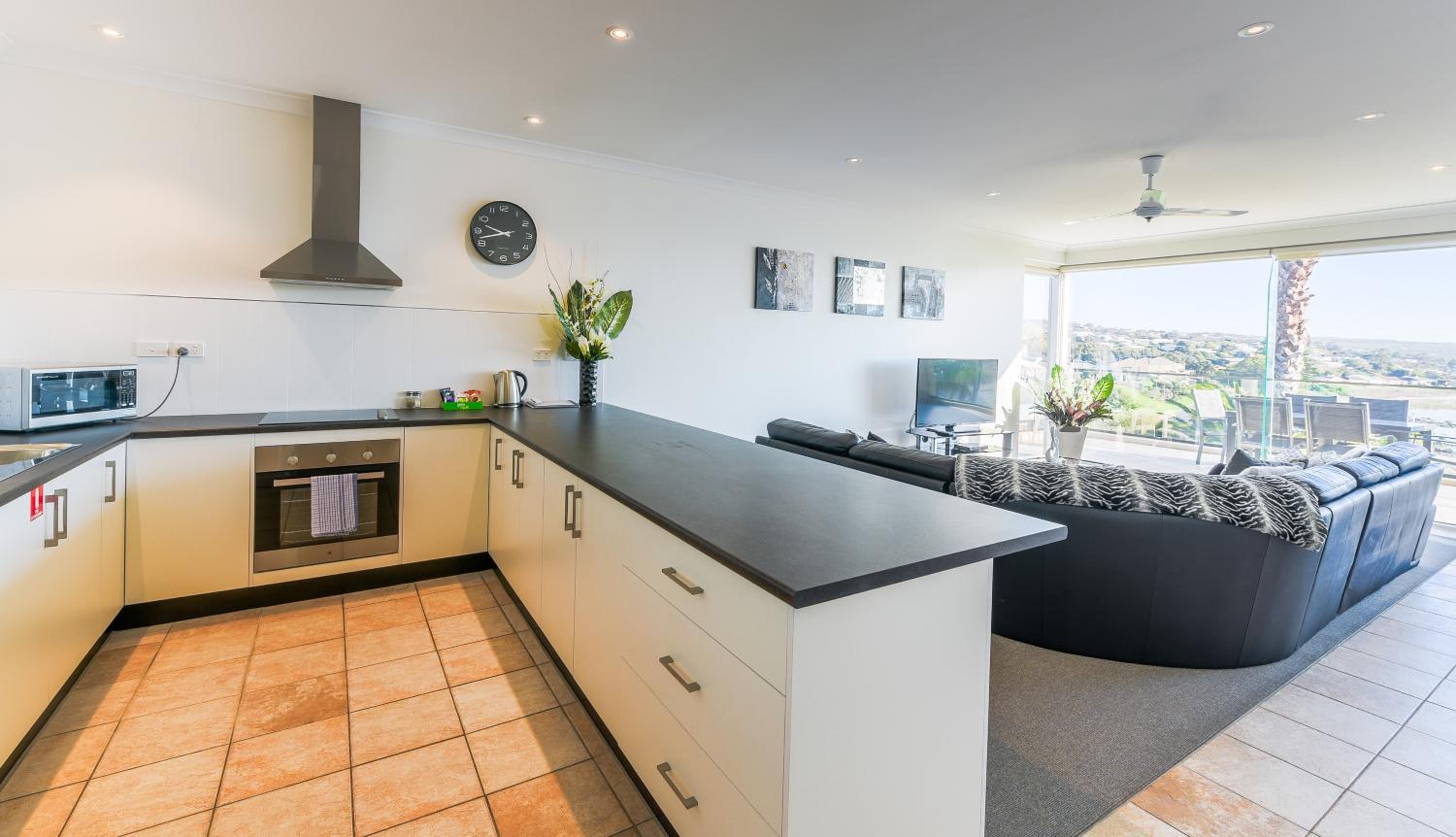 Apartment with Ocean View