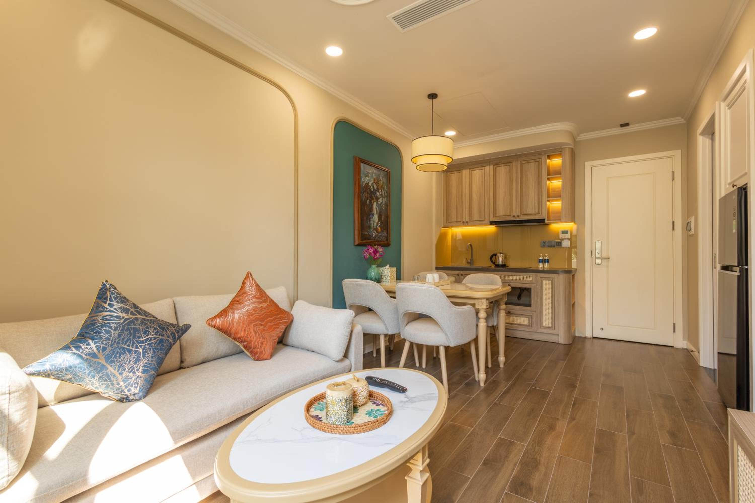 Deluxe Apartment