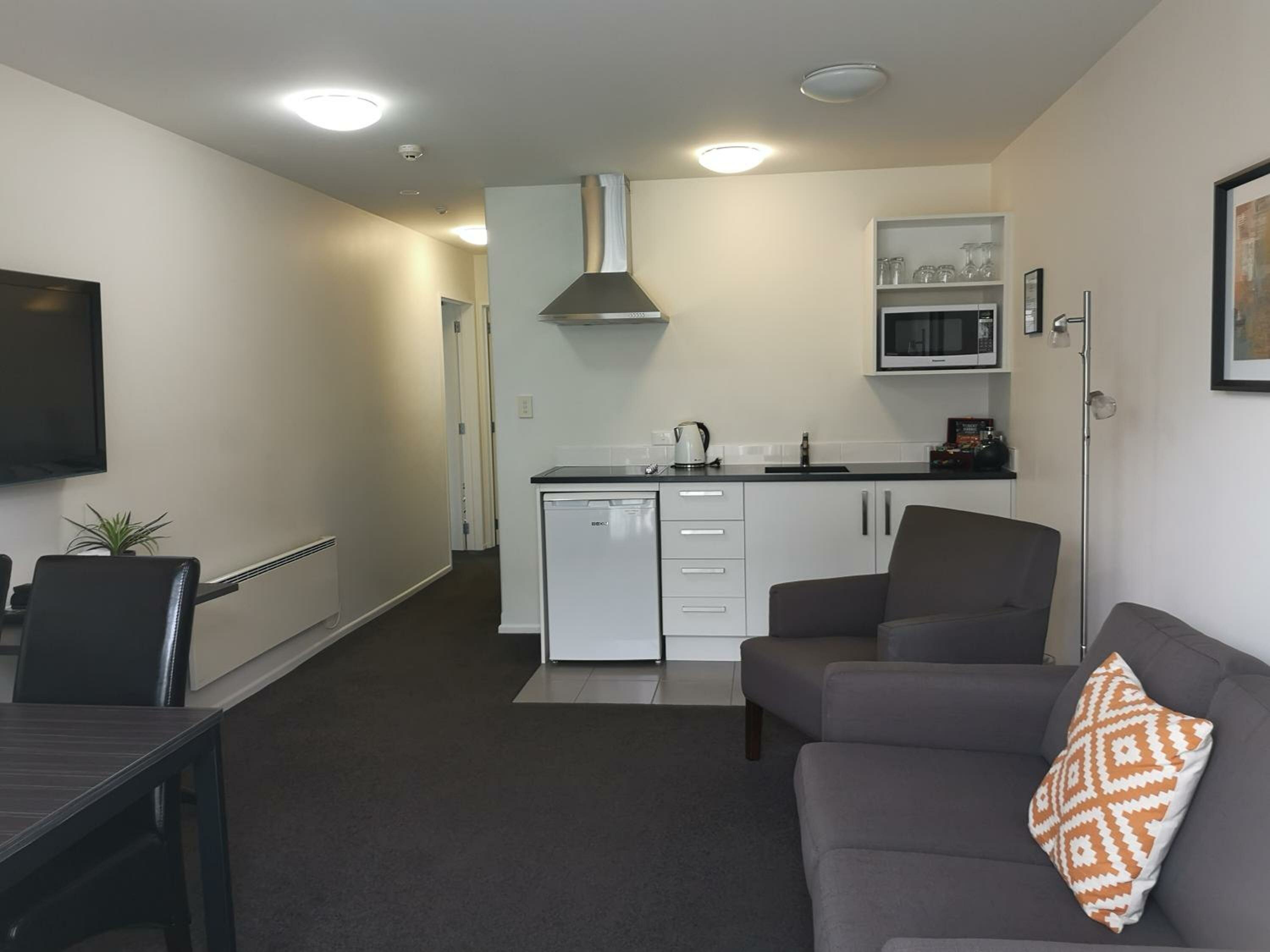 Two-Bedroom Apartment with Spa Bath