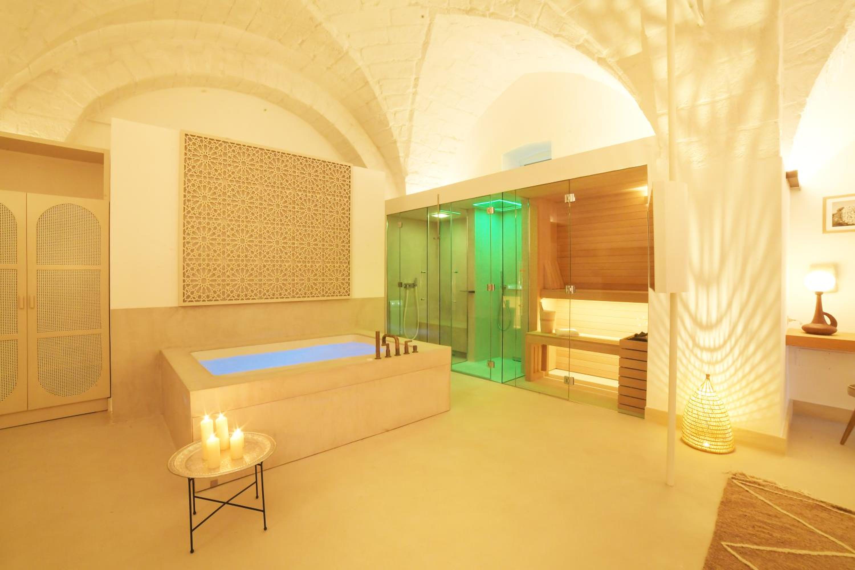 Premium Suite with Private Pool & Spa