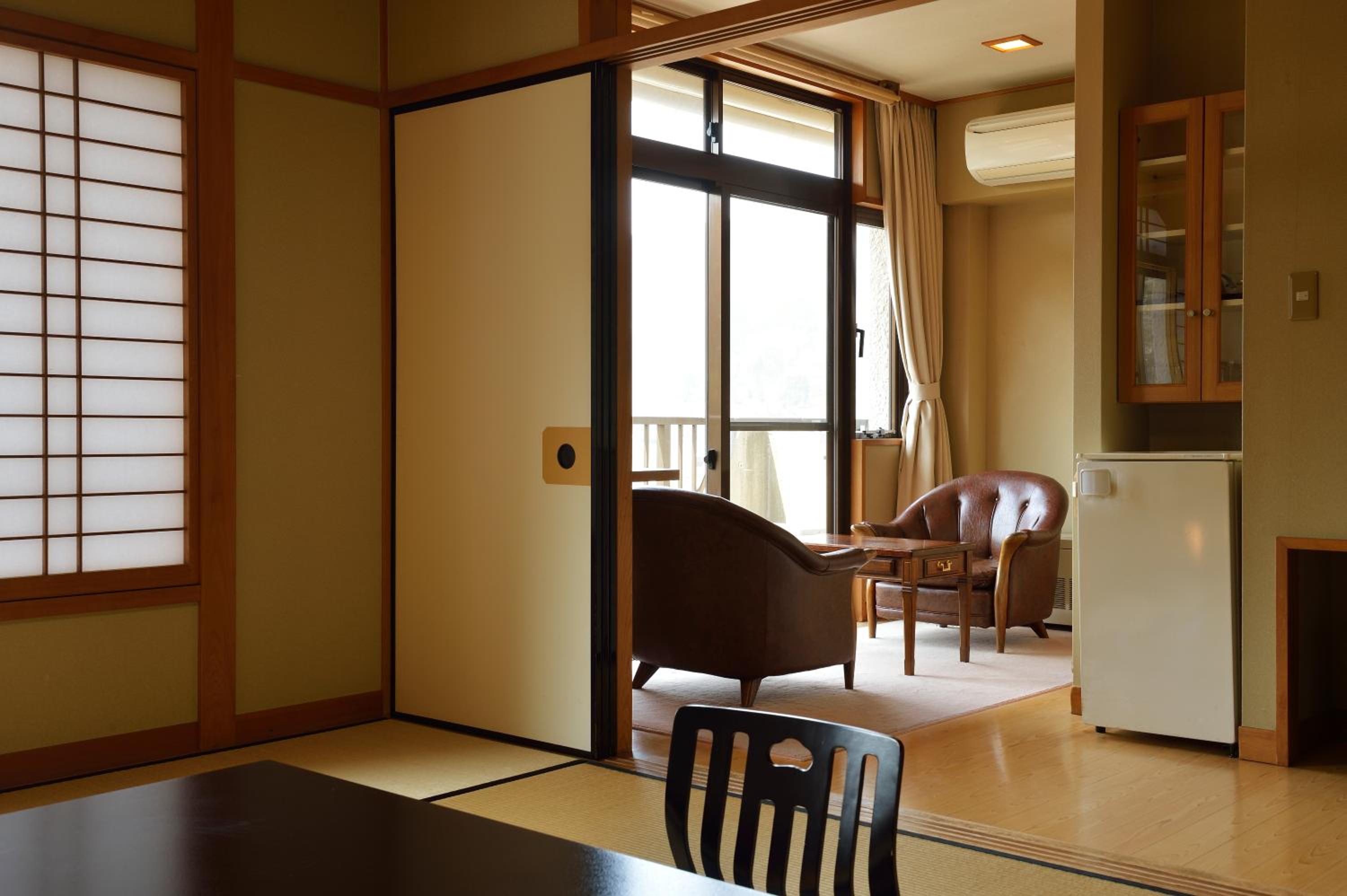 Japanese-Style Room