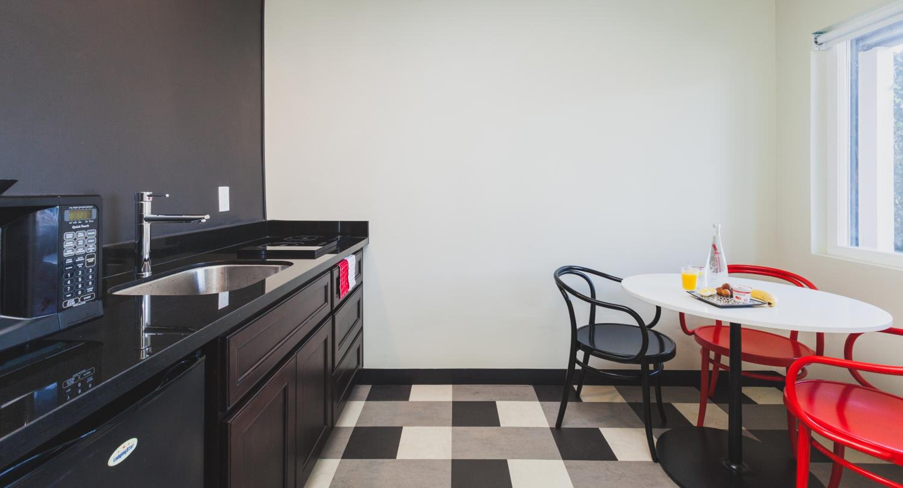 Standard Queen Room with Two Queen Beds