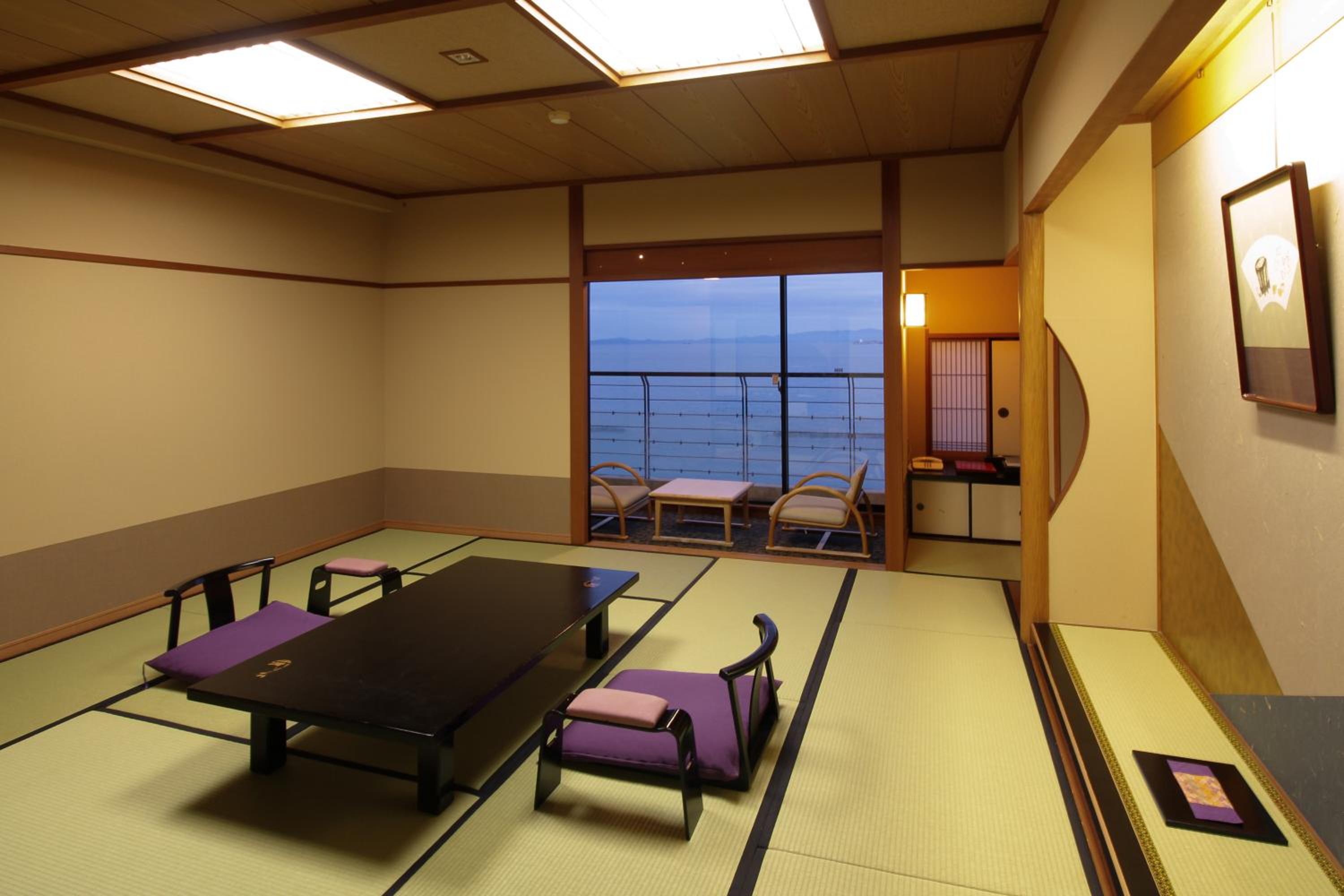Japanese-Style Room with Sea View - Non-Smoking