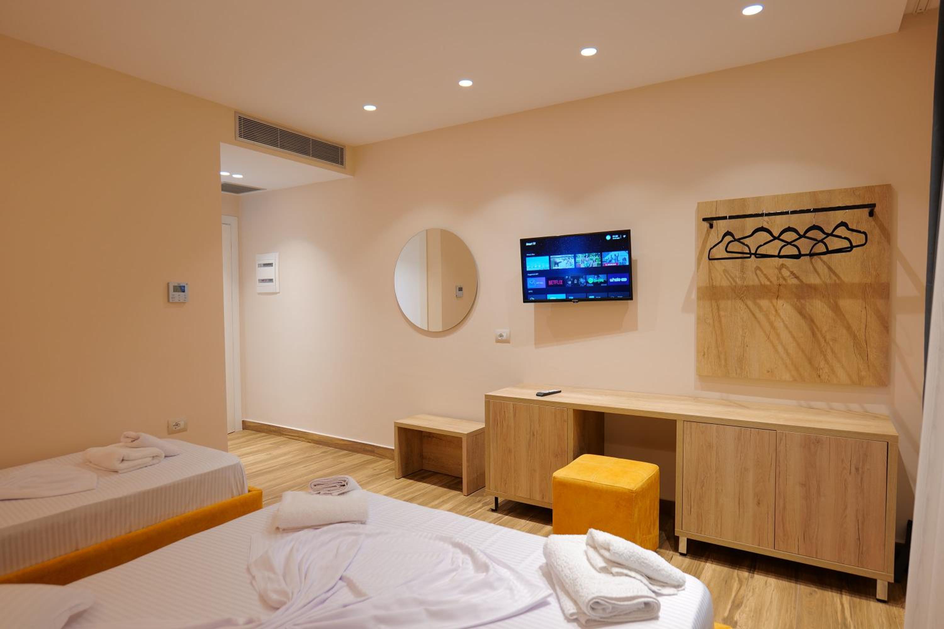 Deluxe Triple Room with Sea View