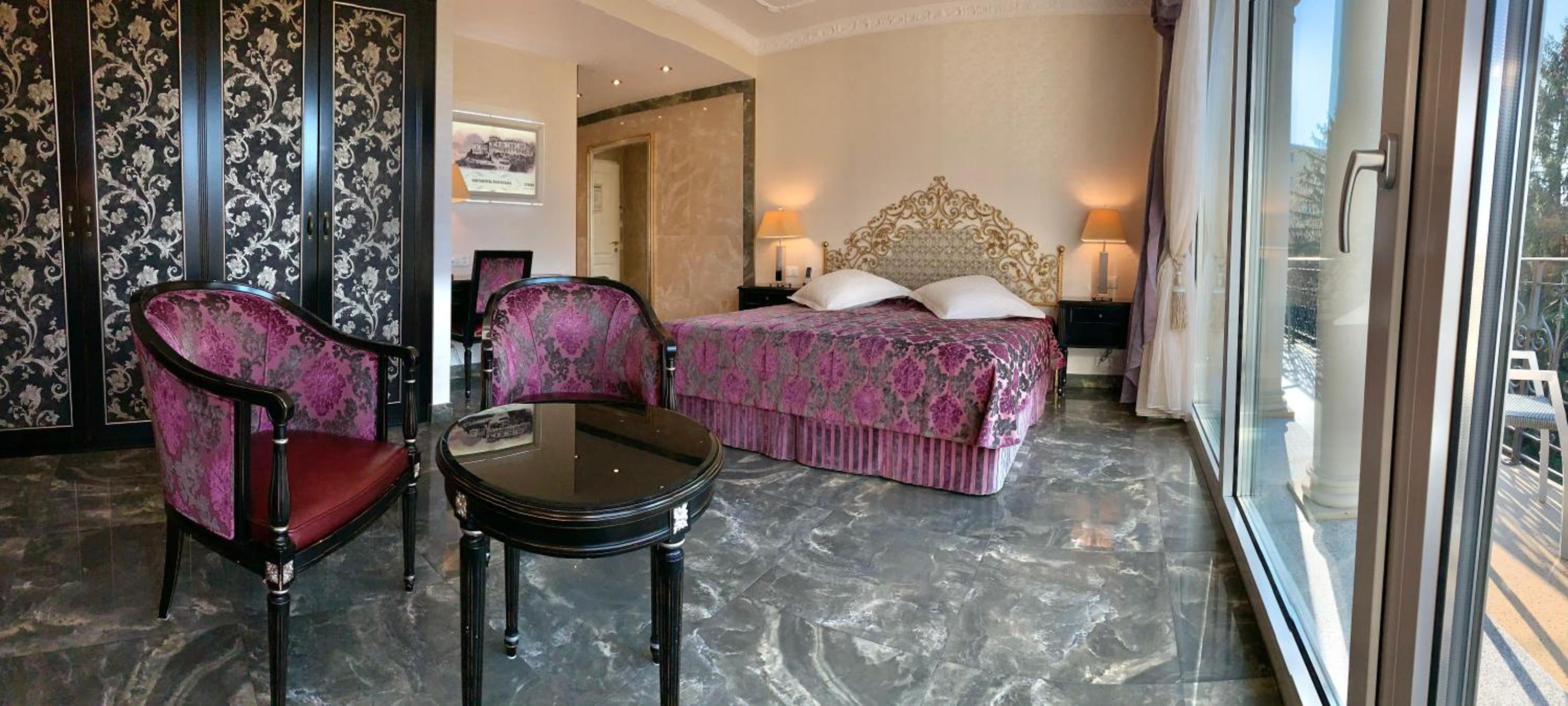 Privilege Twin Room with Park View