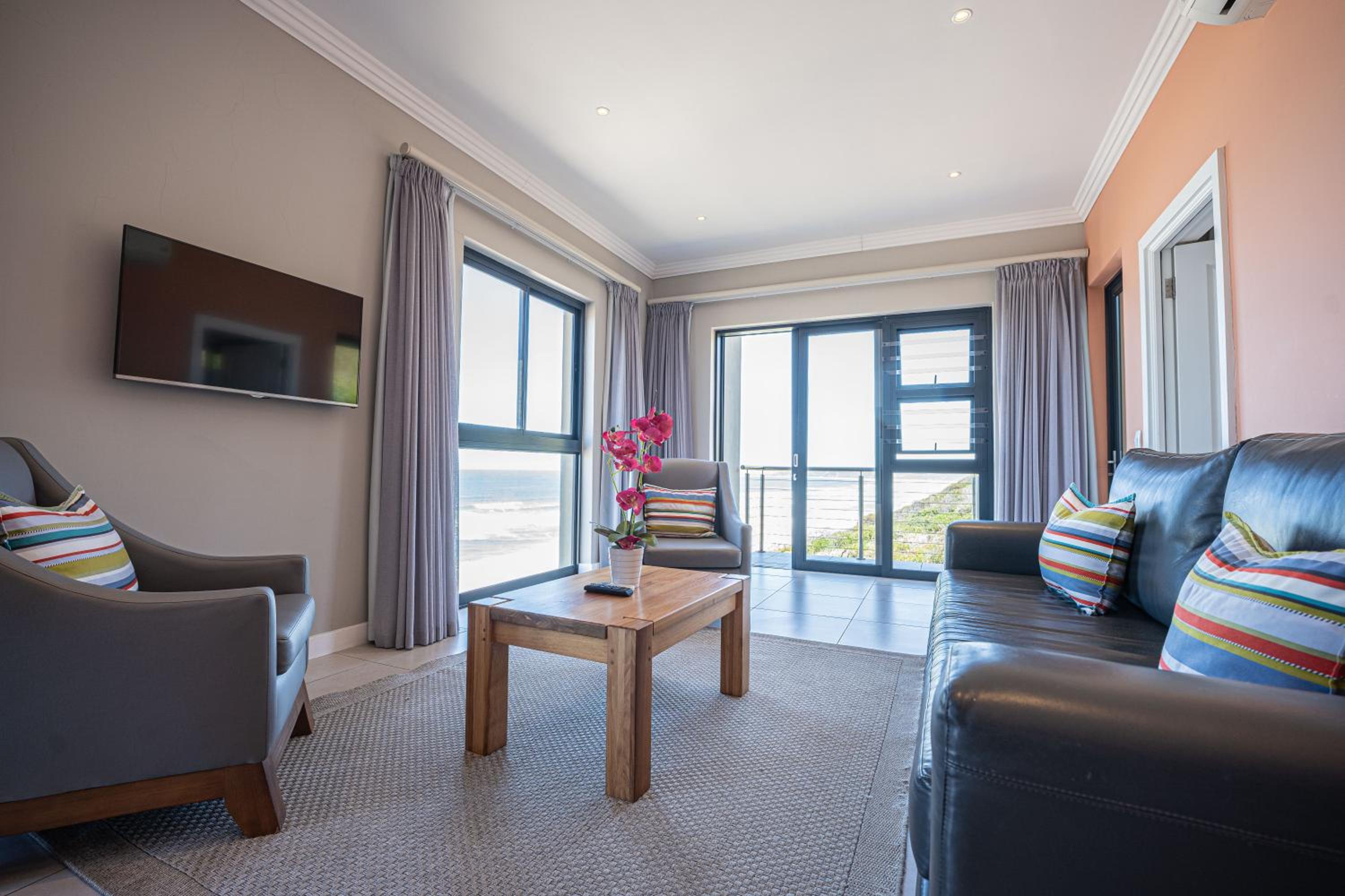 Superior One-Bedroom Suite