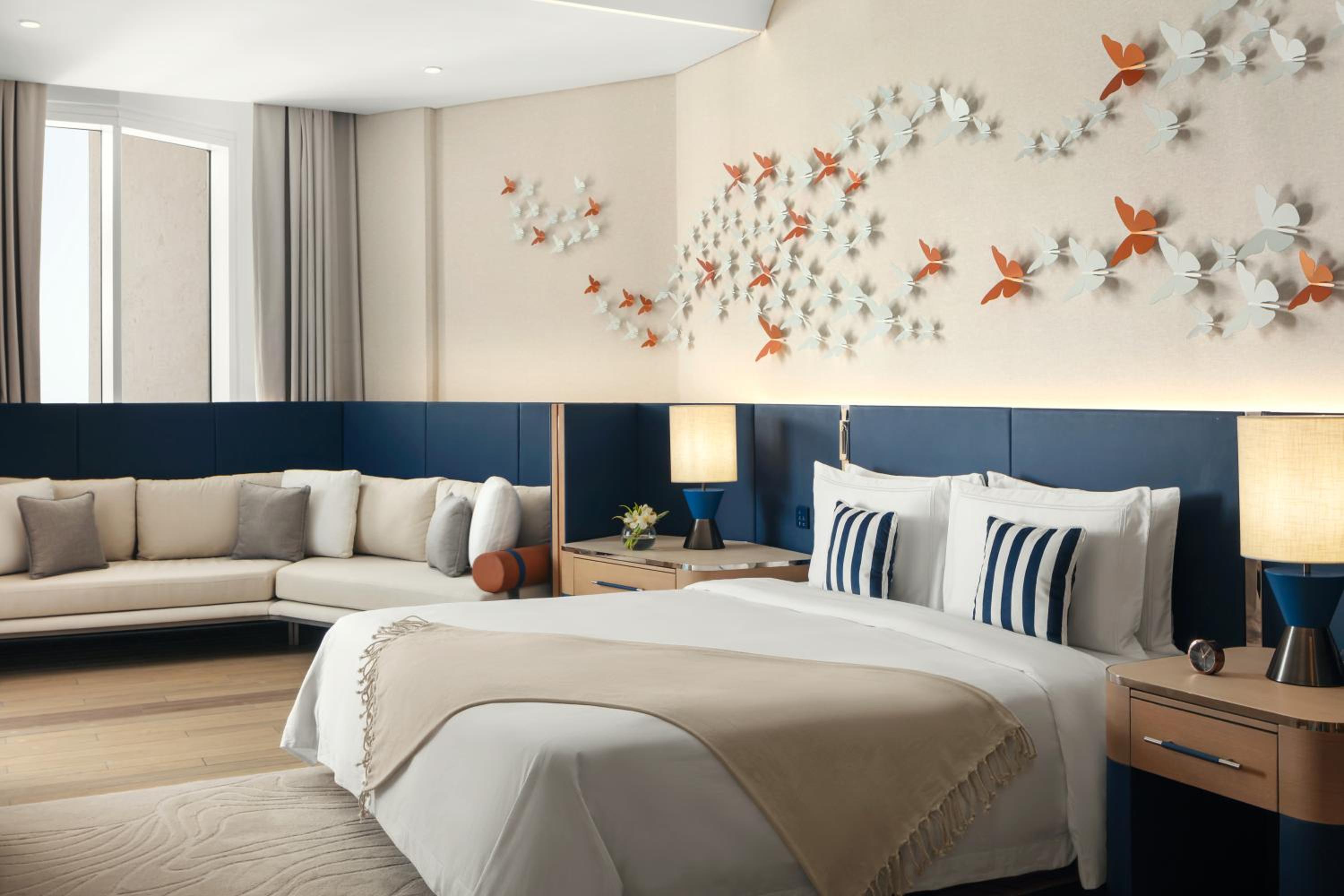 Caroline Astor King Suite with Balcony