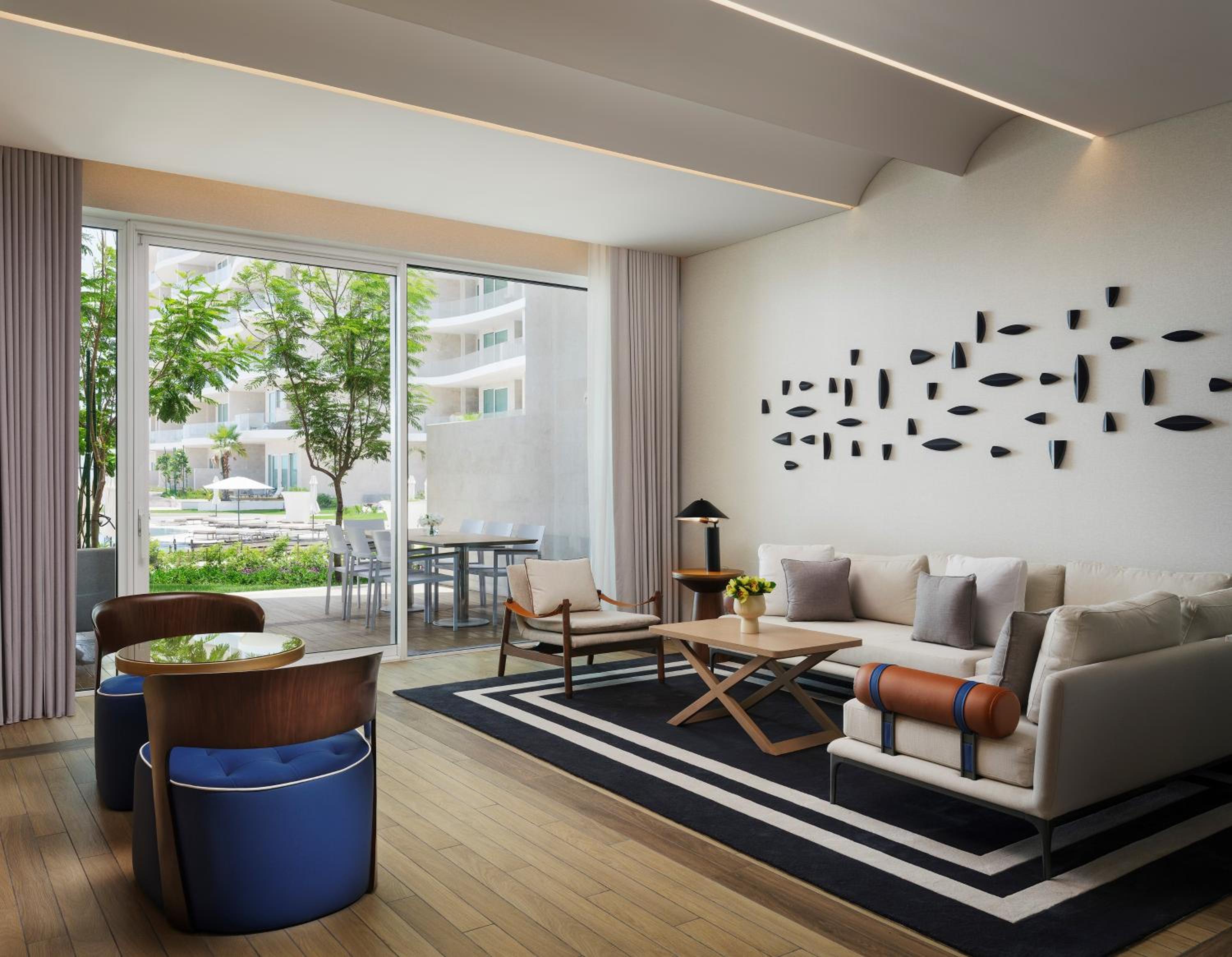 Palm Duplex Two-Bedroom Suite with Balcony and Sea View