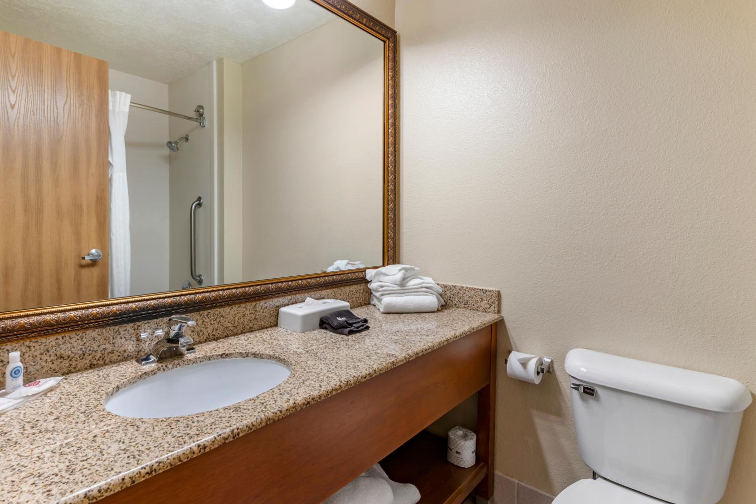 King Room - Non-Smoking