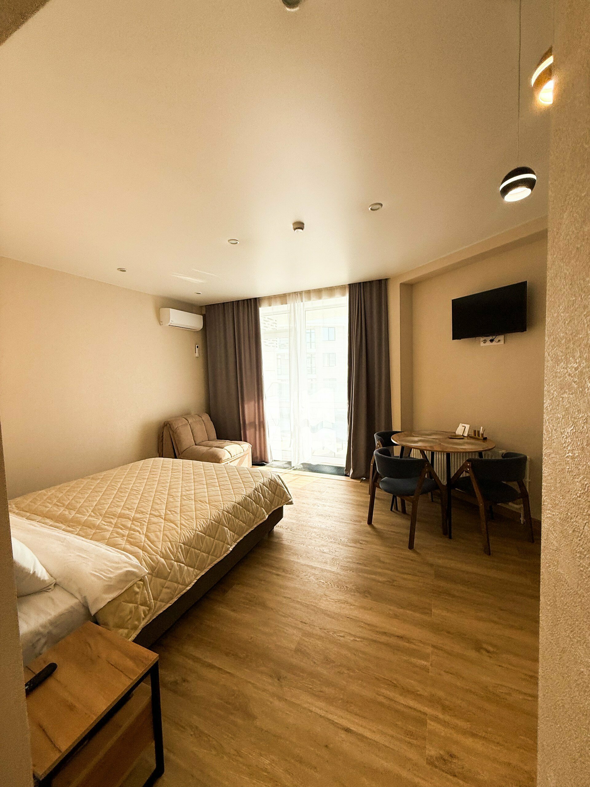 Студия "Quiet Sunset" с видом на море