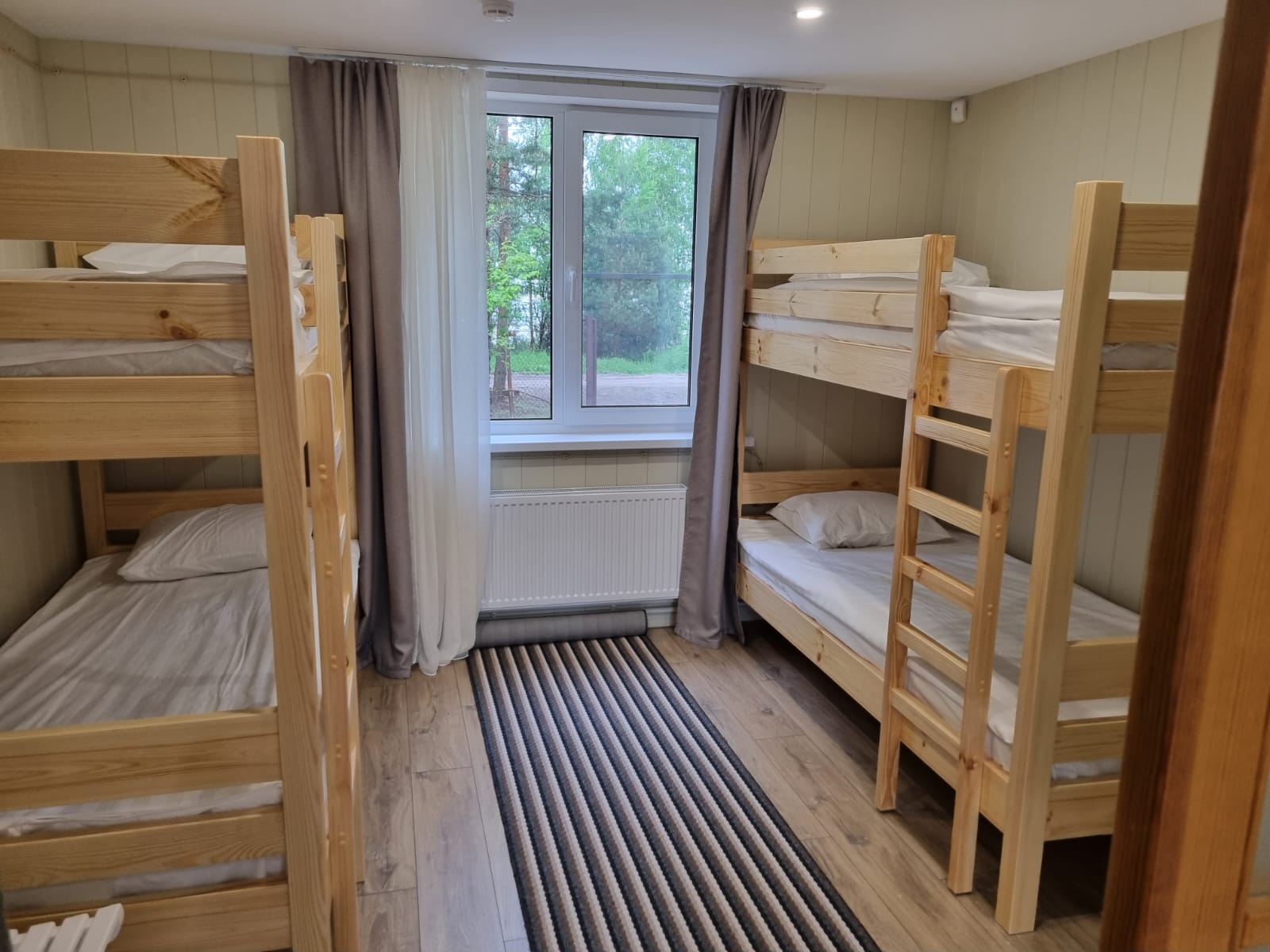 Дом с видом на озеро