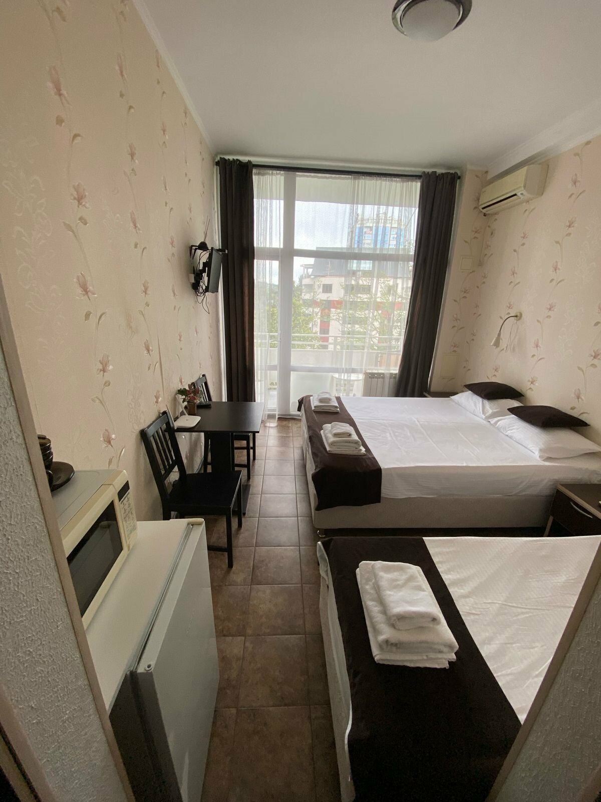 Трехместный номер с видом на море