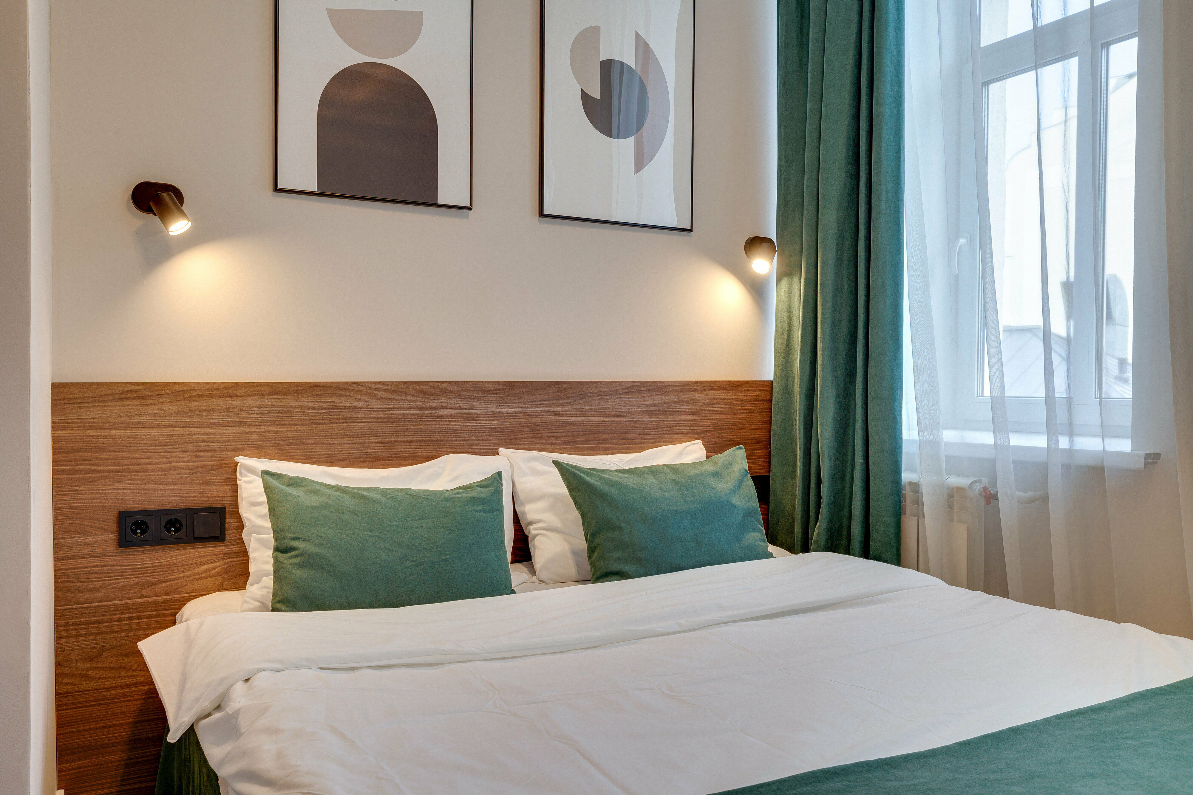 Улучшенный номер с кроватью размера «queen-size»