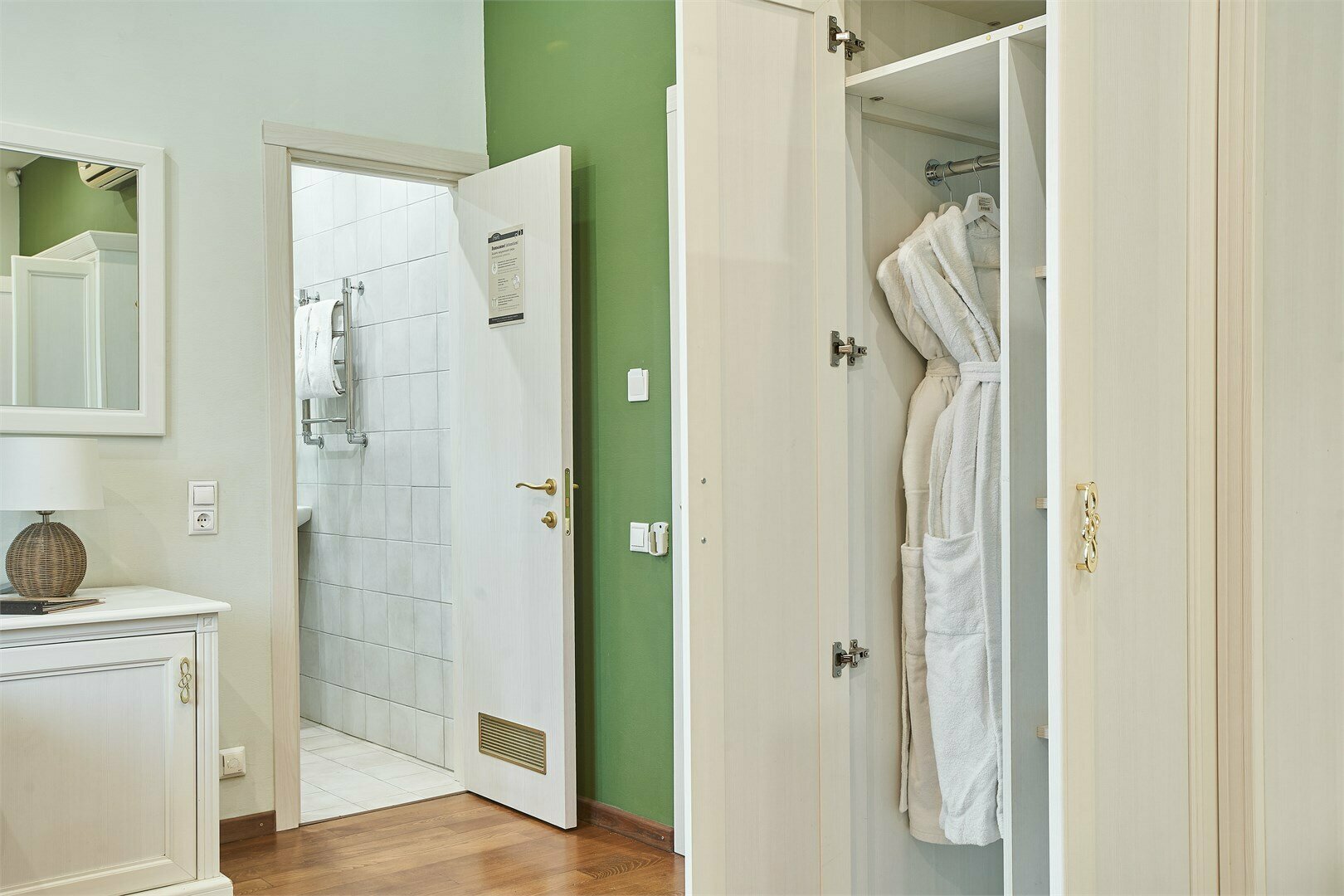 Улучшенный двухместный номер с 1 кроватью