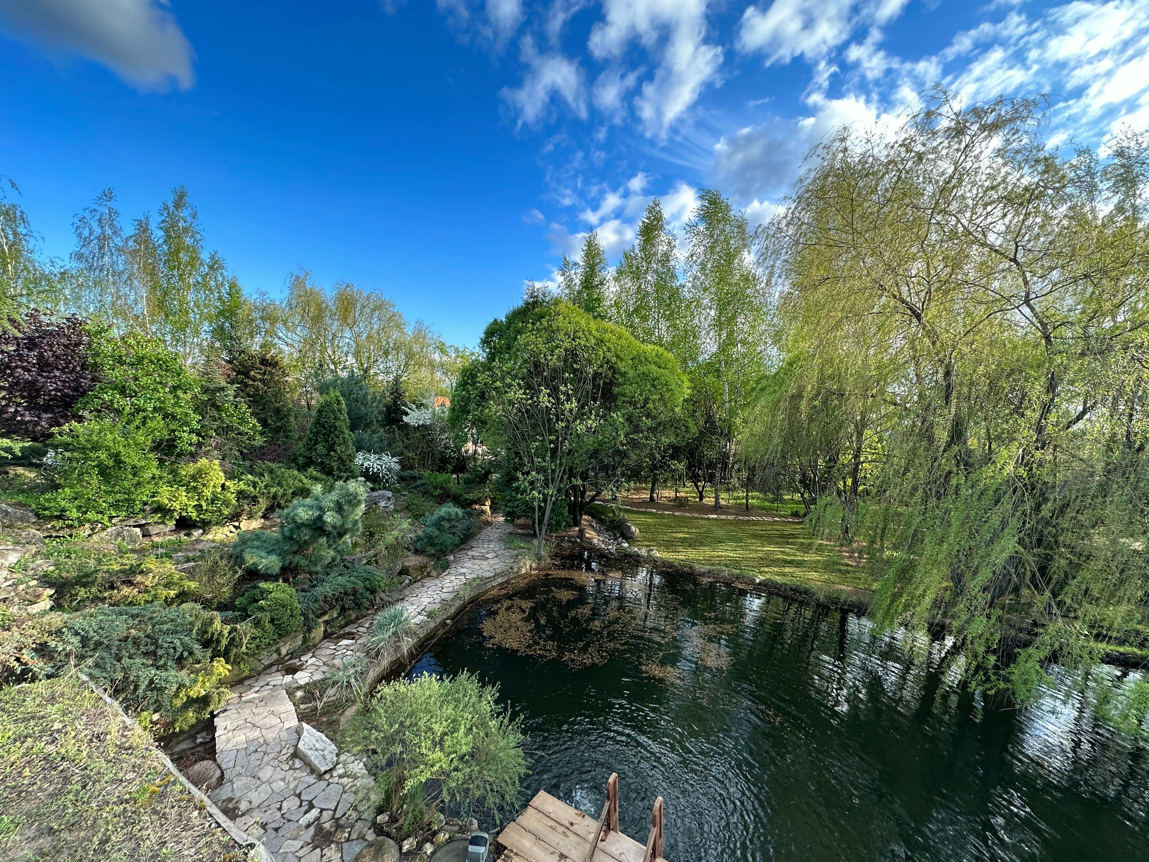 Дом с видом на озеро