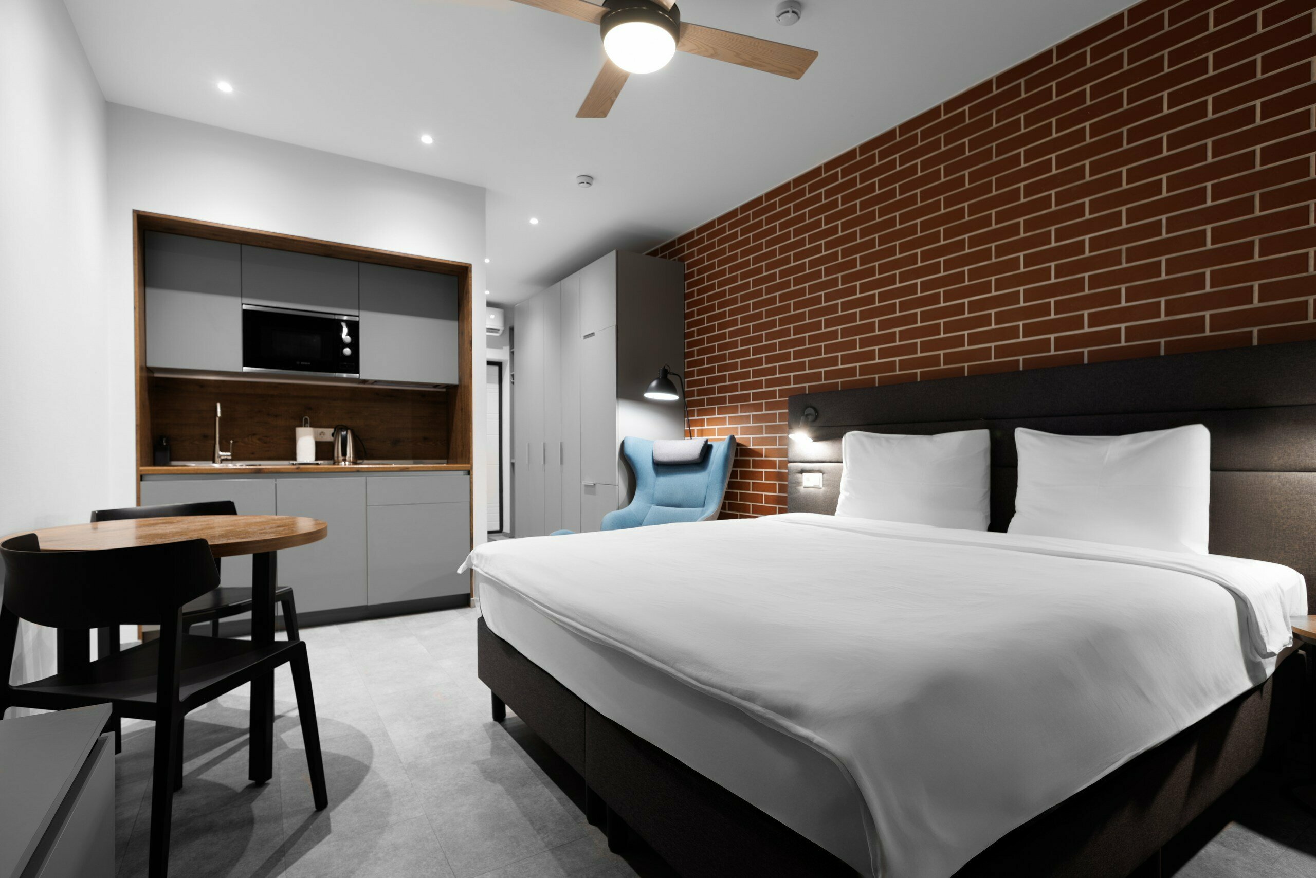 Судия с балконом