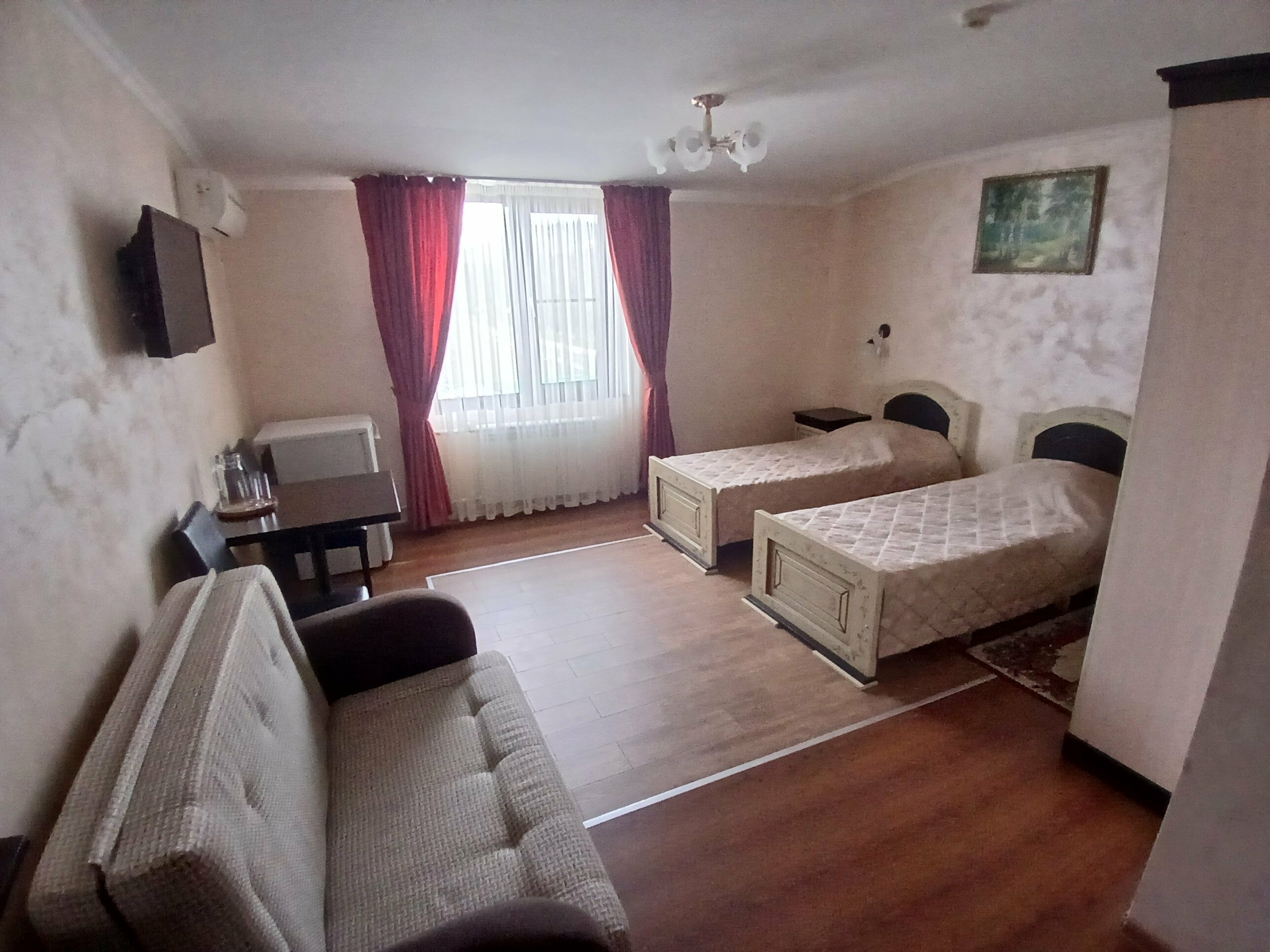 Стандартный трехместный номер