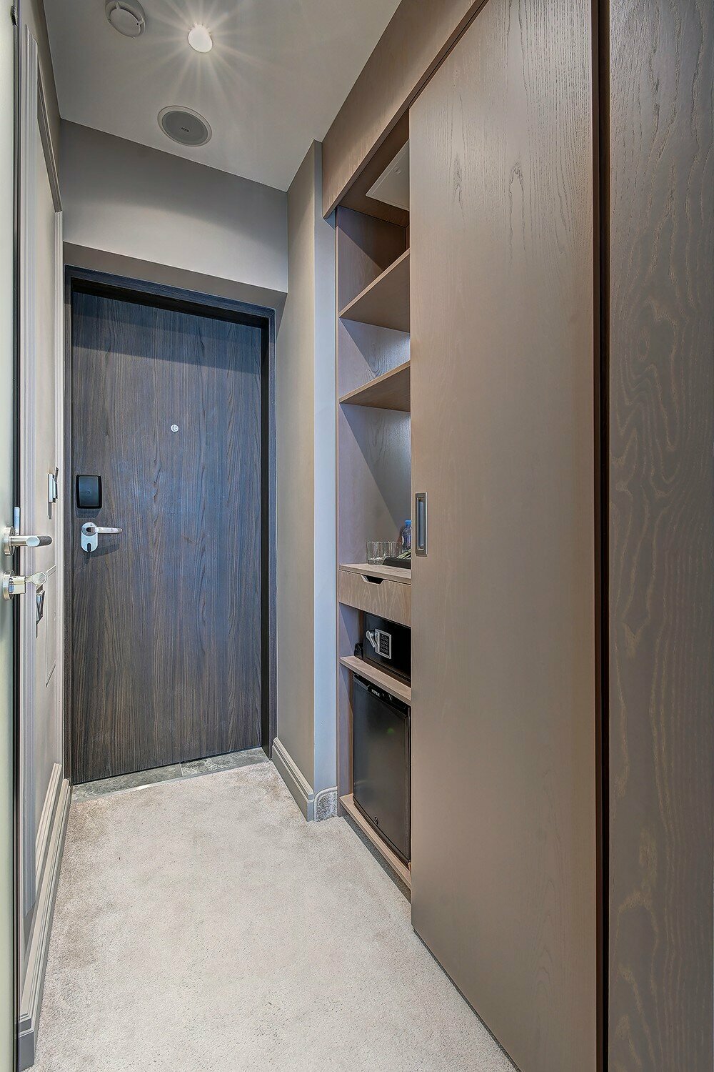 Апартаменты с боковым видом на море 7-1