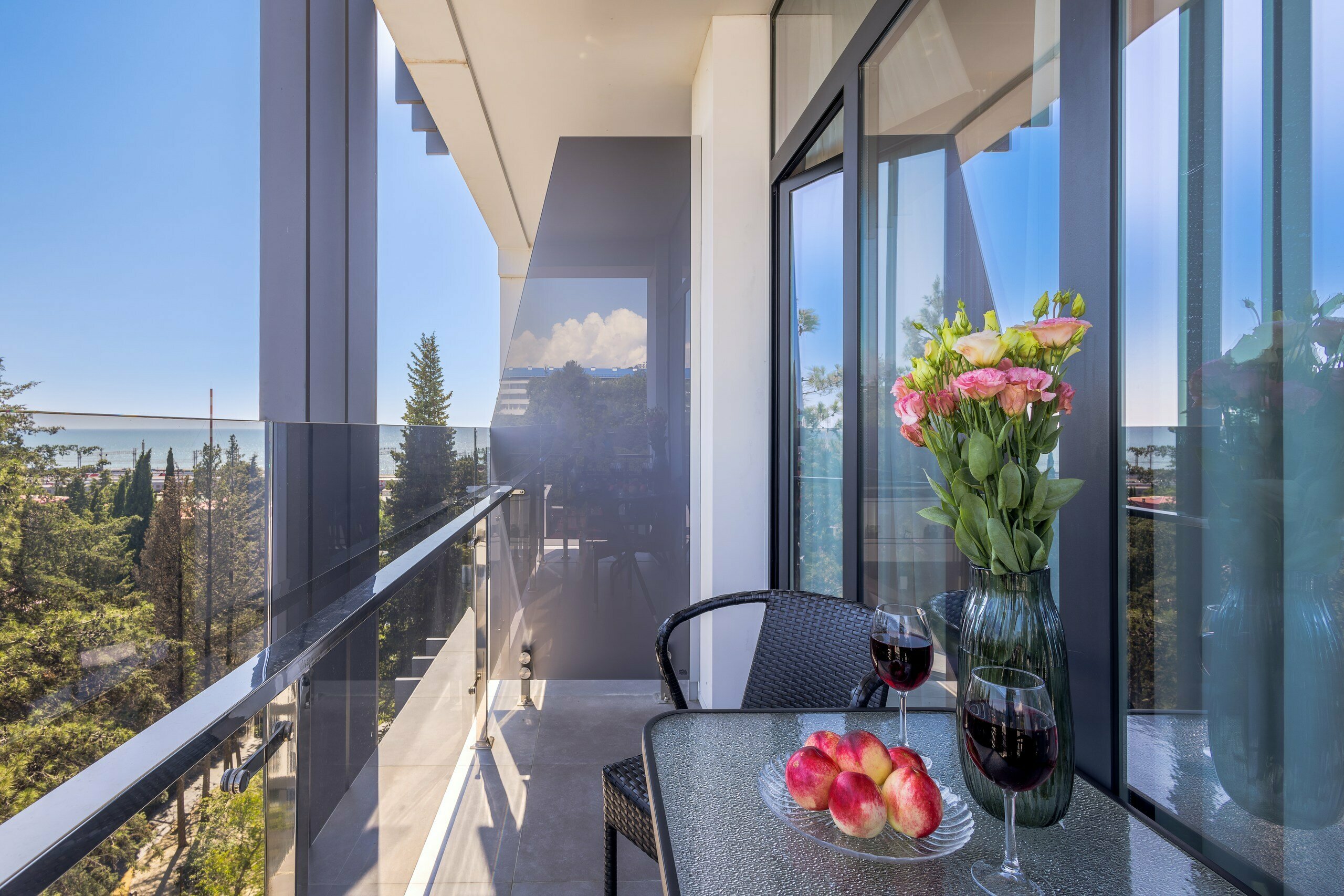 Апартаменты с боковым видом на море 7-5